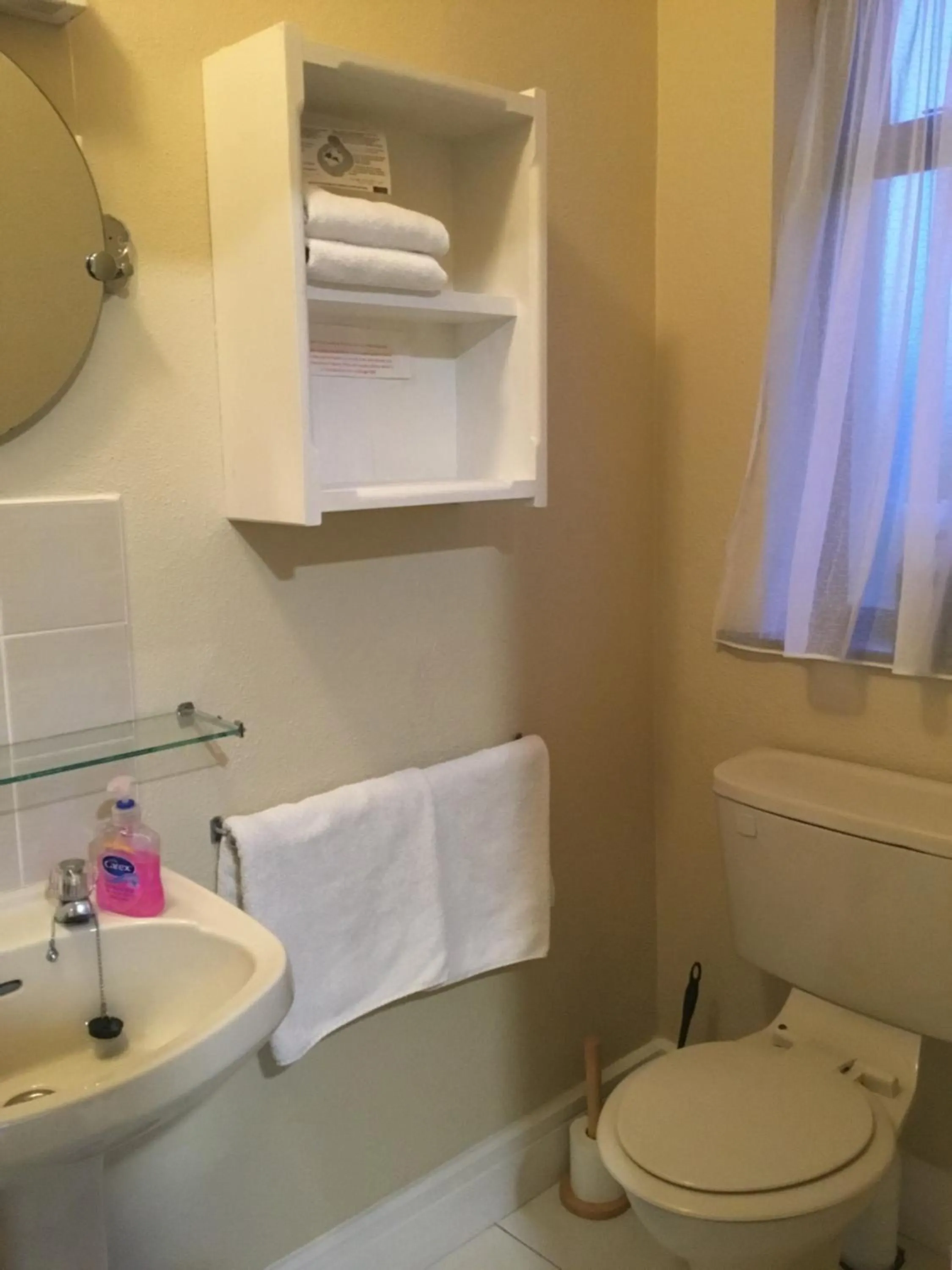 Bathroom in La Mirage B&B