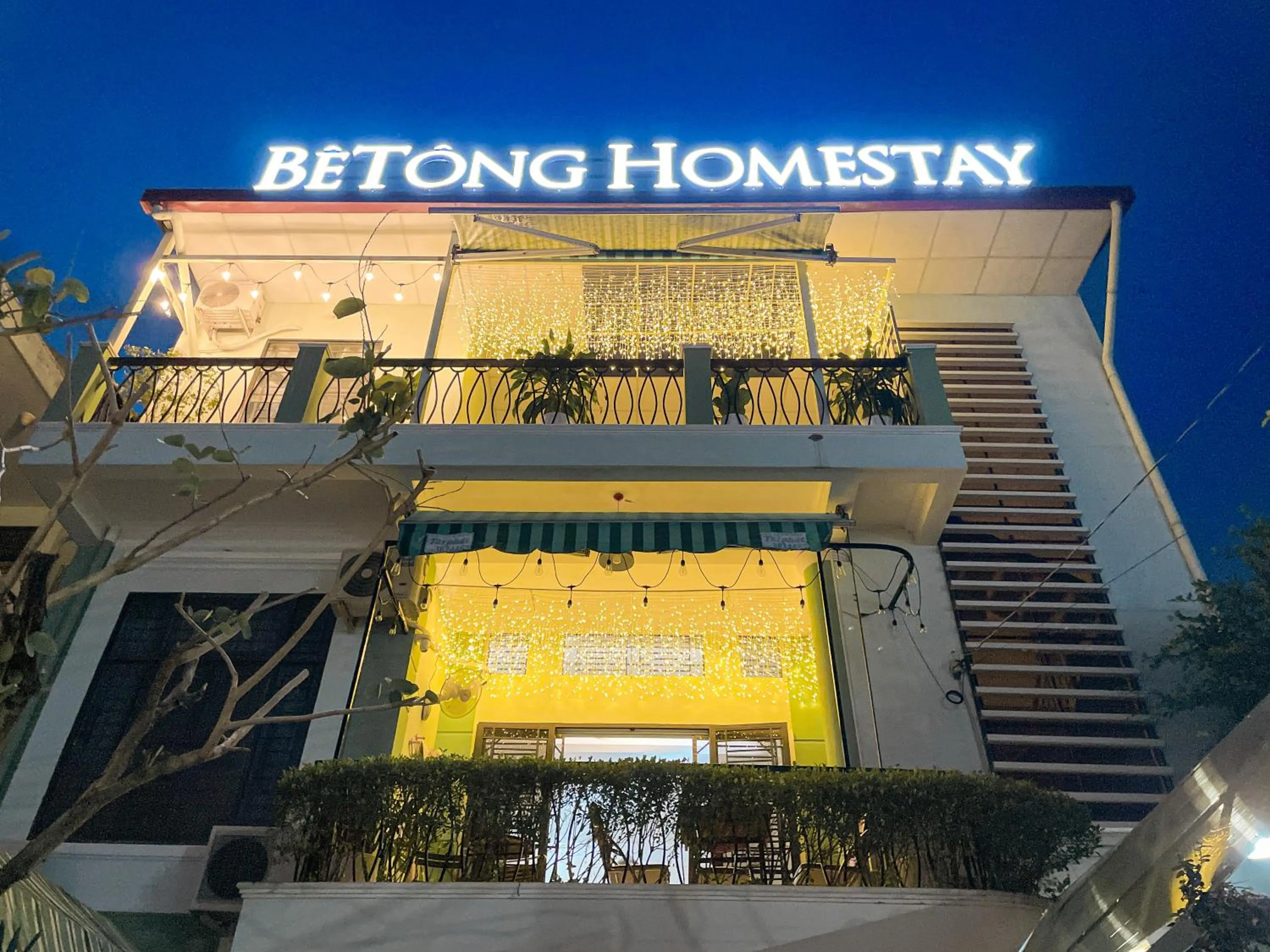 Property building in BÊ TÔNG RESIDENCES HOMESTAY
