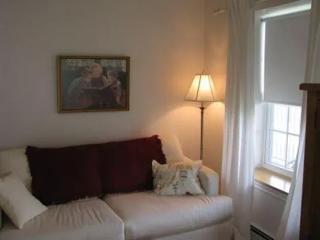 Bed in Tulloch Inn & Gifts