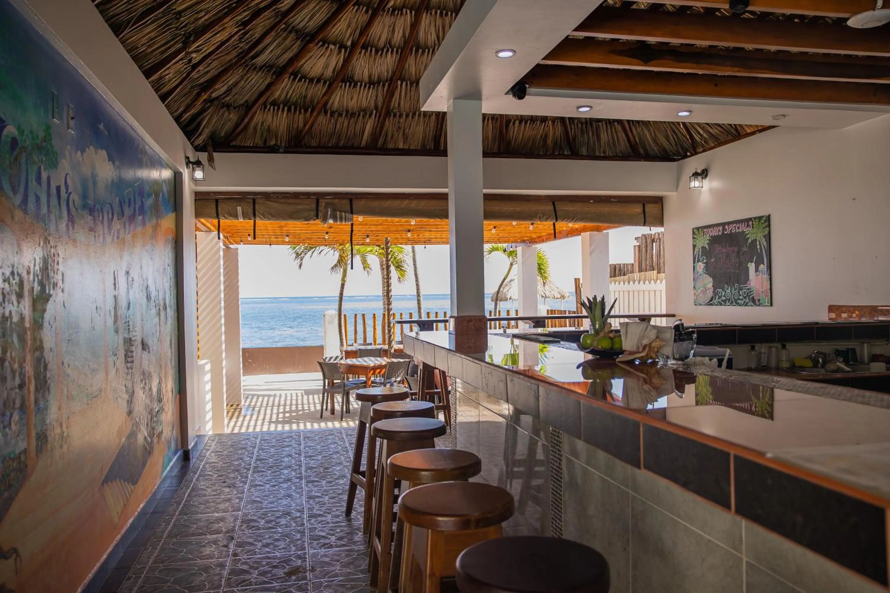 Lounge or bar in Hidden Jewel Boutique Hotel