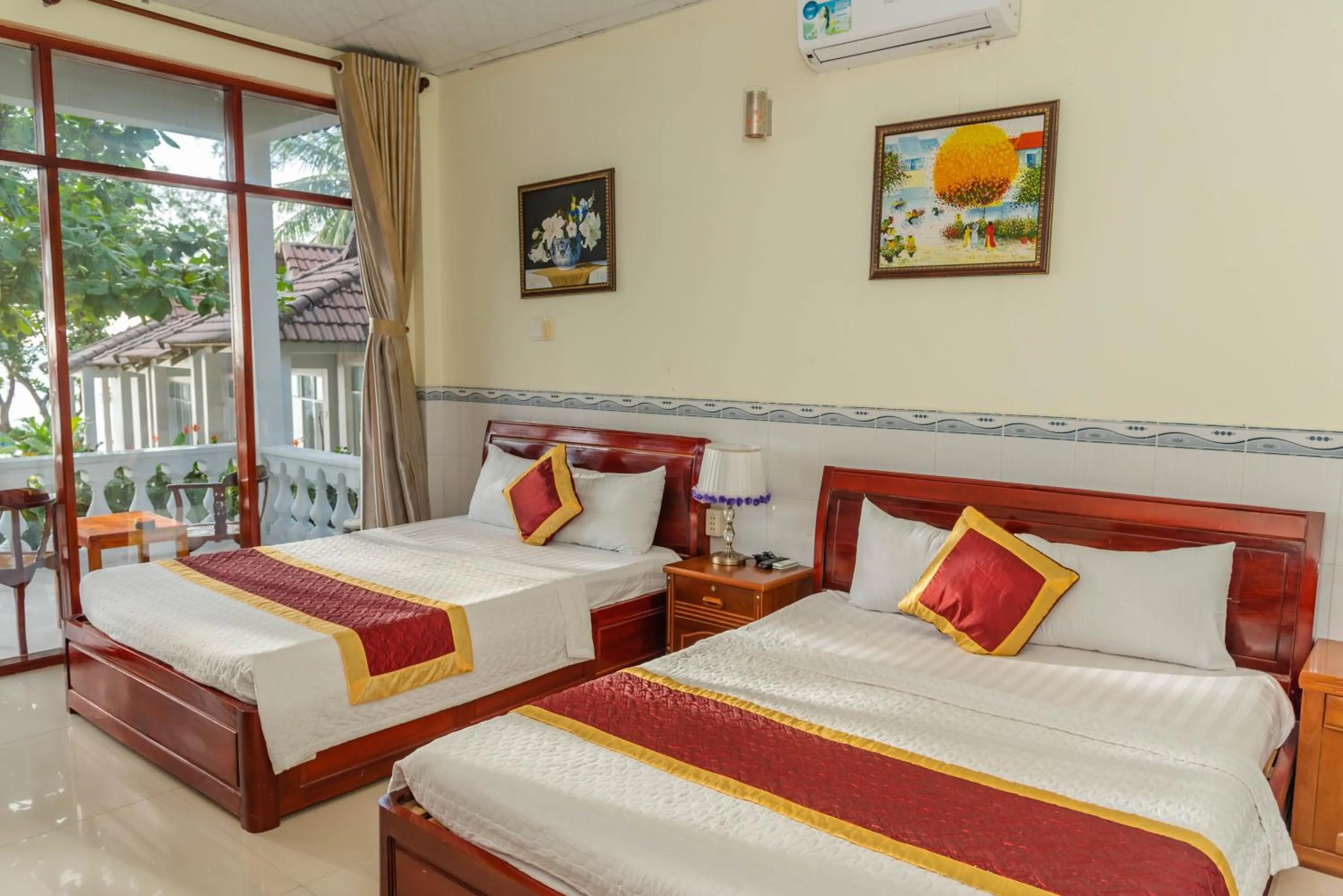 Bed in Nhat Lan Resort