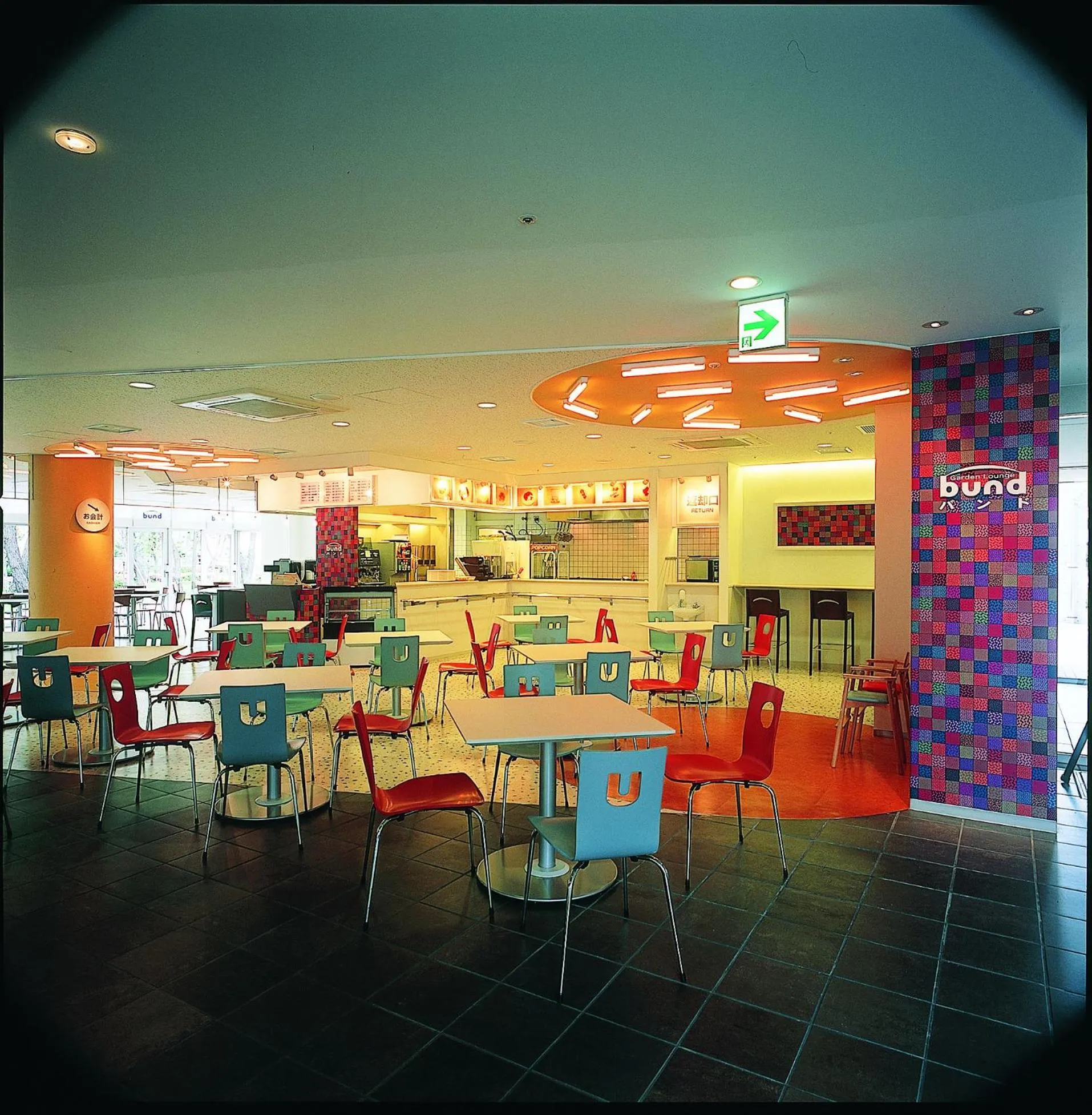 Restaurant/Places to Eat in OU Hotel