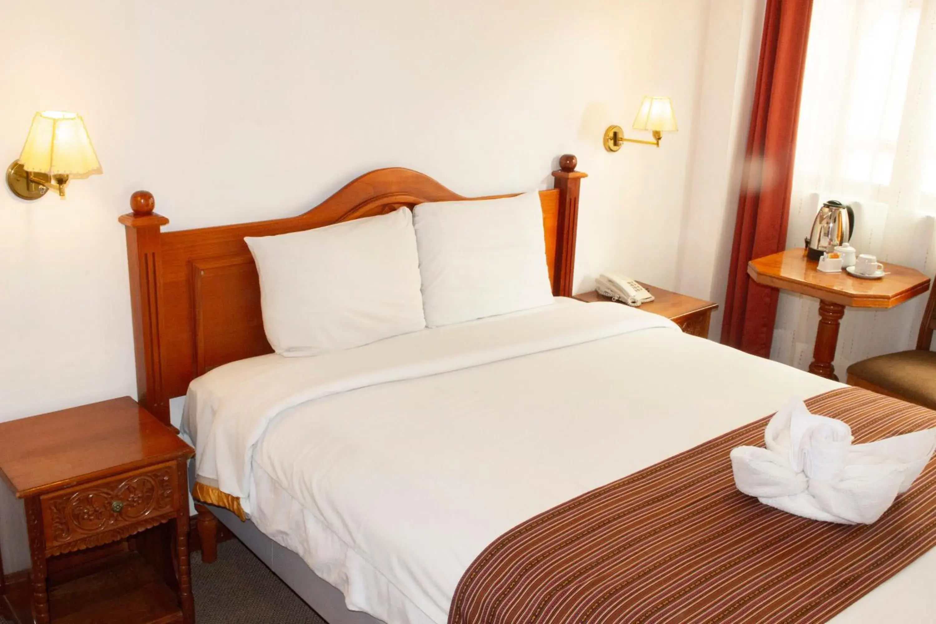 Large Single Room - single occupancy in Hotel Amerinka Large Single Room - single occupancy in Hotel Amerinka