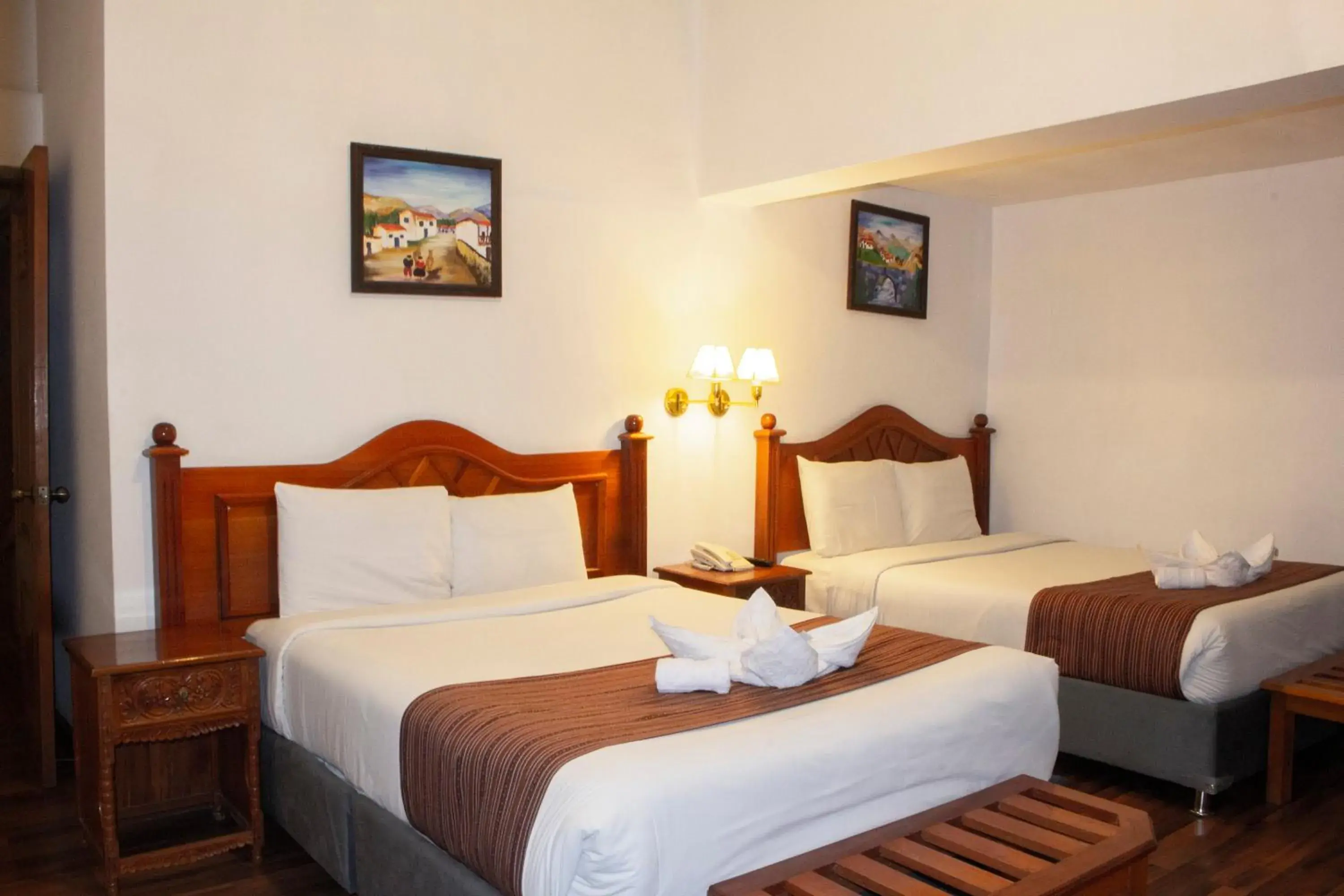 Double Room with Two Double Beds in Hotel Amerinka Double Room with Two Double Beds in Hotel Amerinka