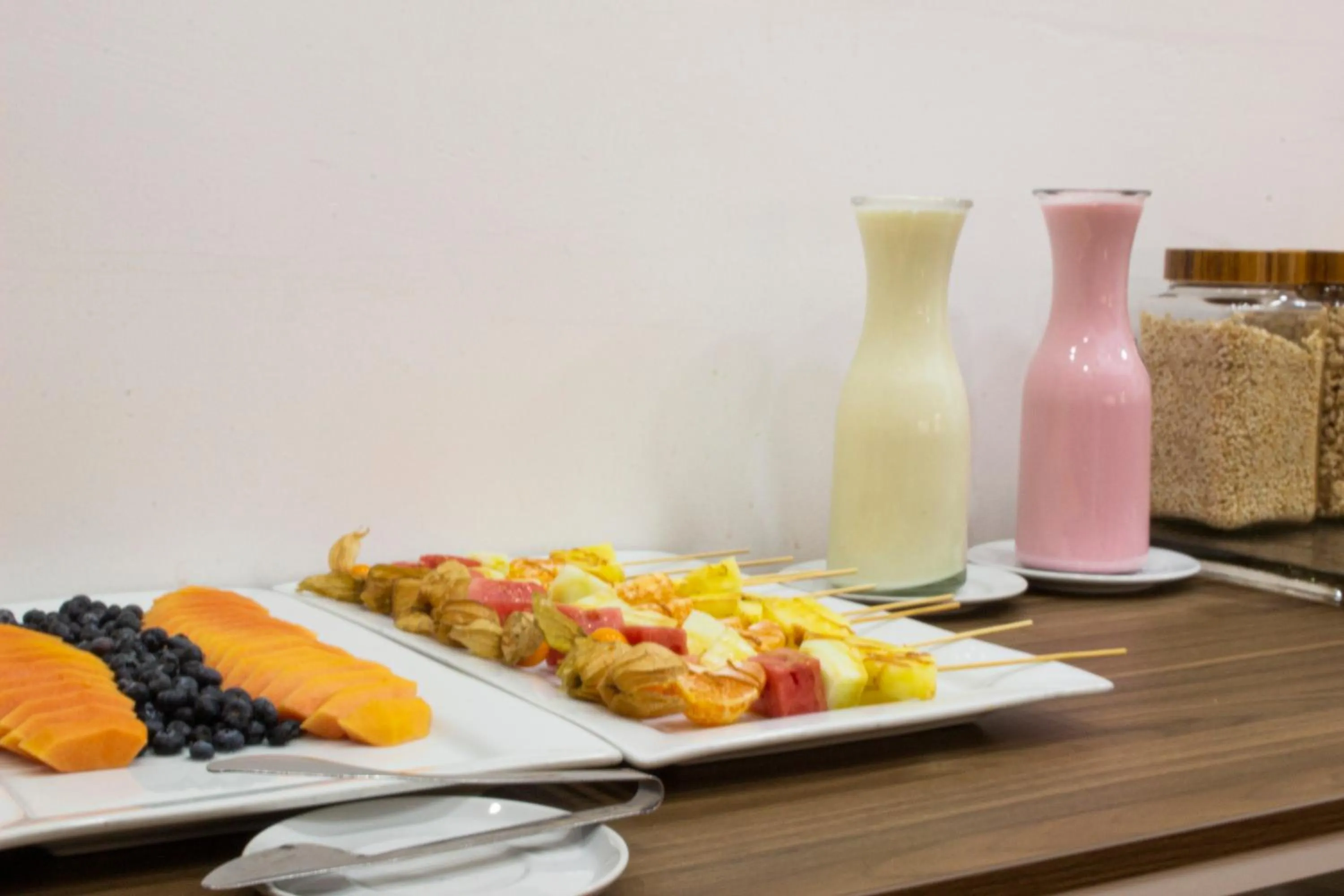 Food and drinks in Hotel Amerinka