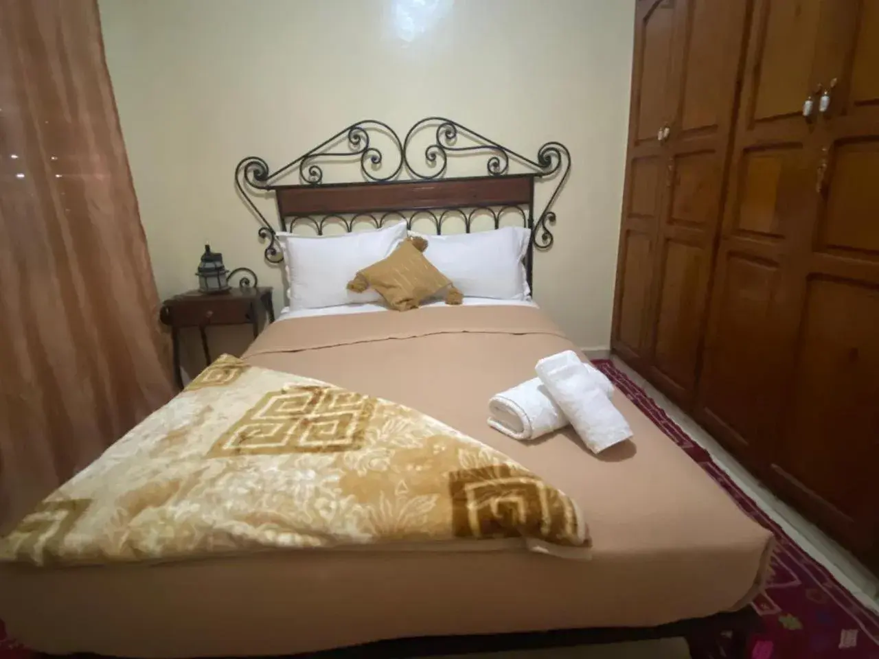 Studio with Mountain View - single occupancy in APPART AIGLE HOTEL Studio with Mountain View - single occupancy in APPART AIGLE HOTEL