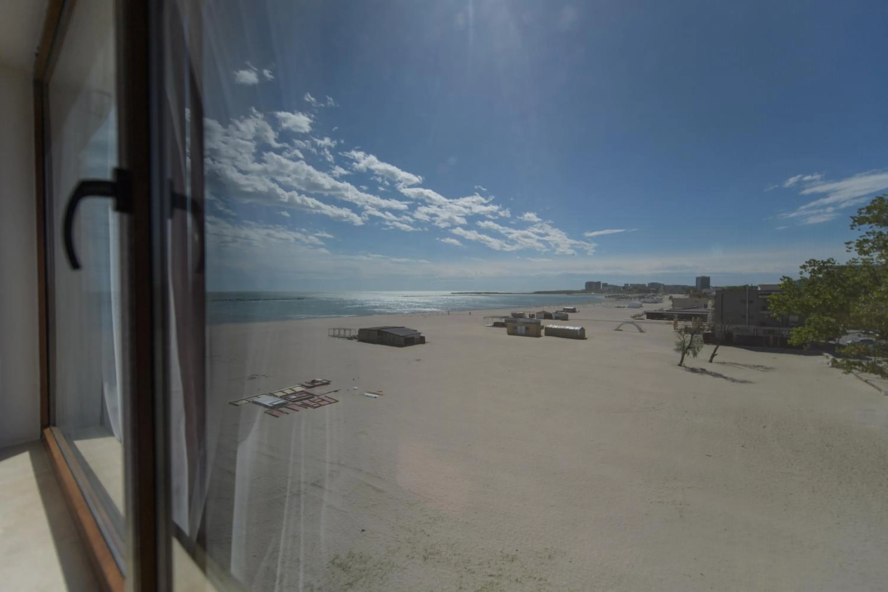 Property building in Hotel Golden Palace