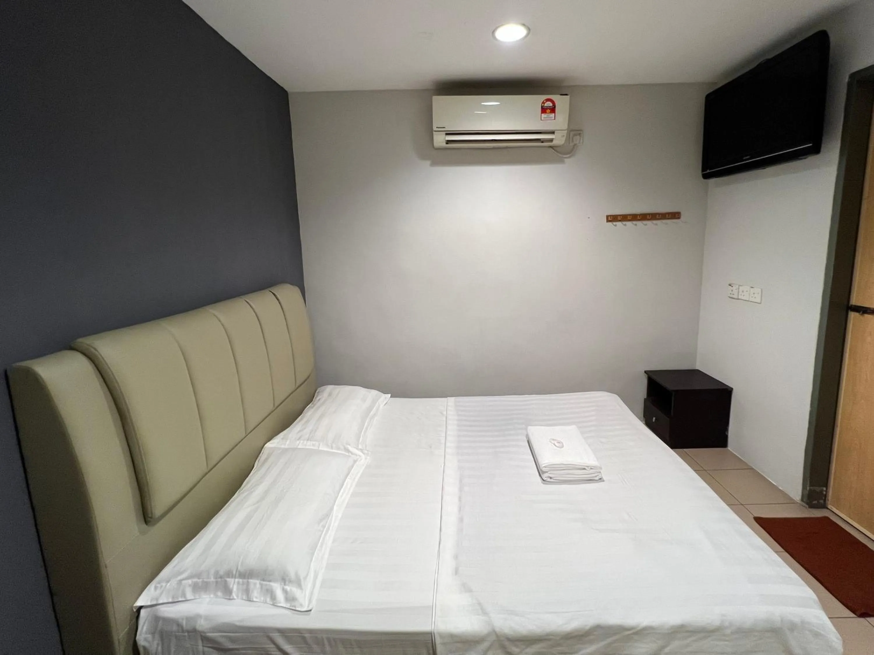 Bed in Pekan Budget Hotel