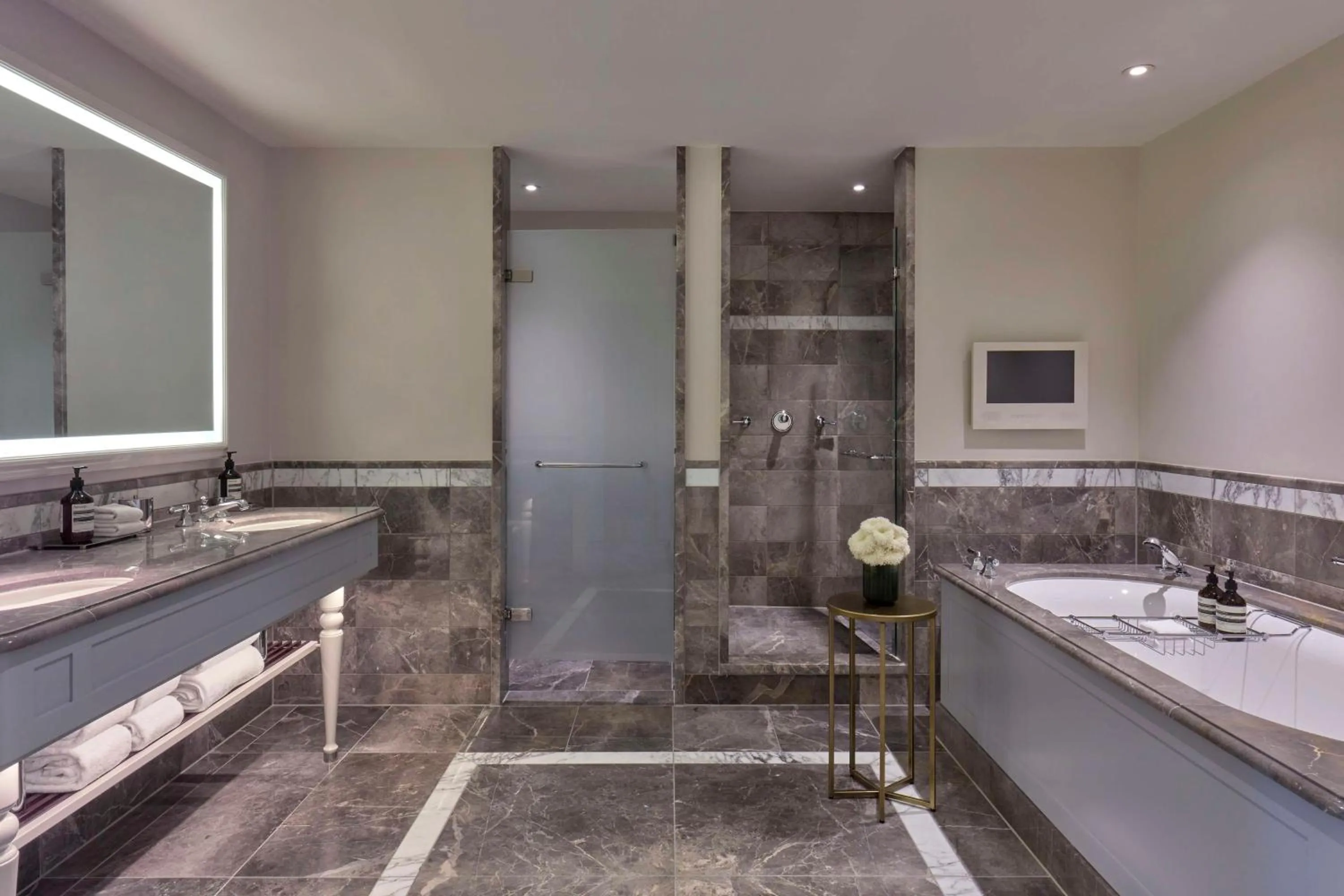 Bathroom in Waldorf Astoria Amsterdam