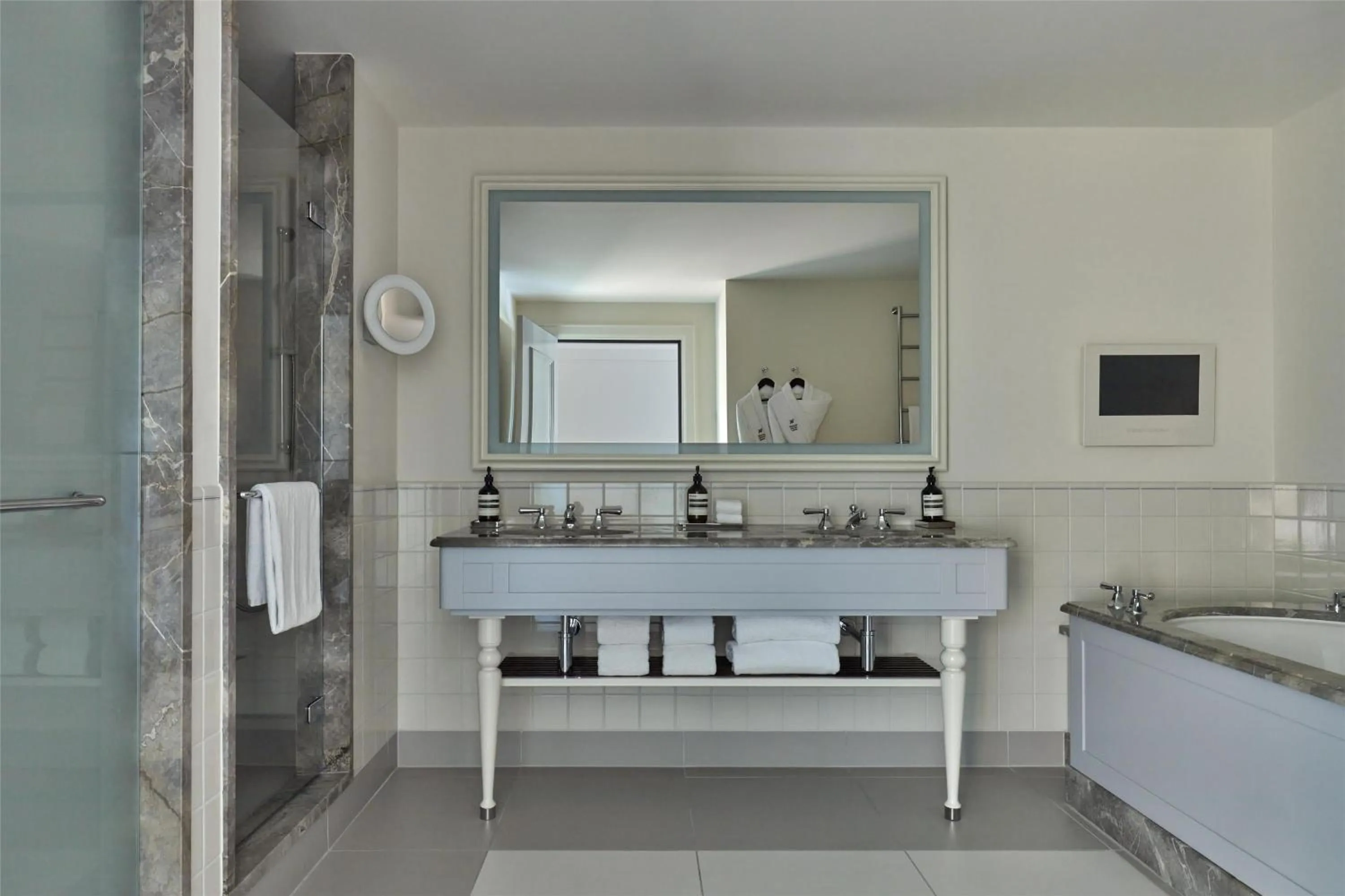 Bathroom in Waldorf Astoria Amsterdam