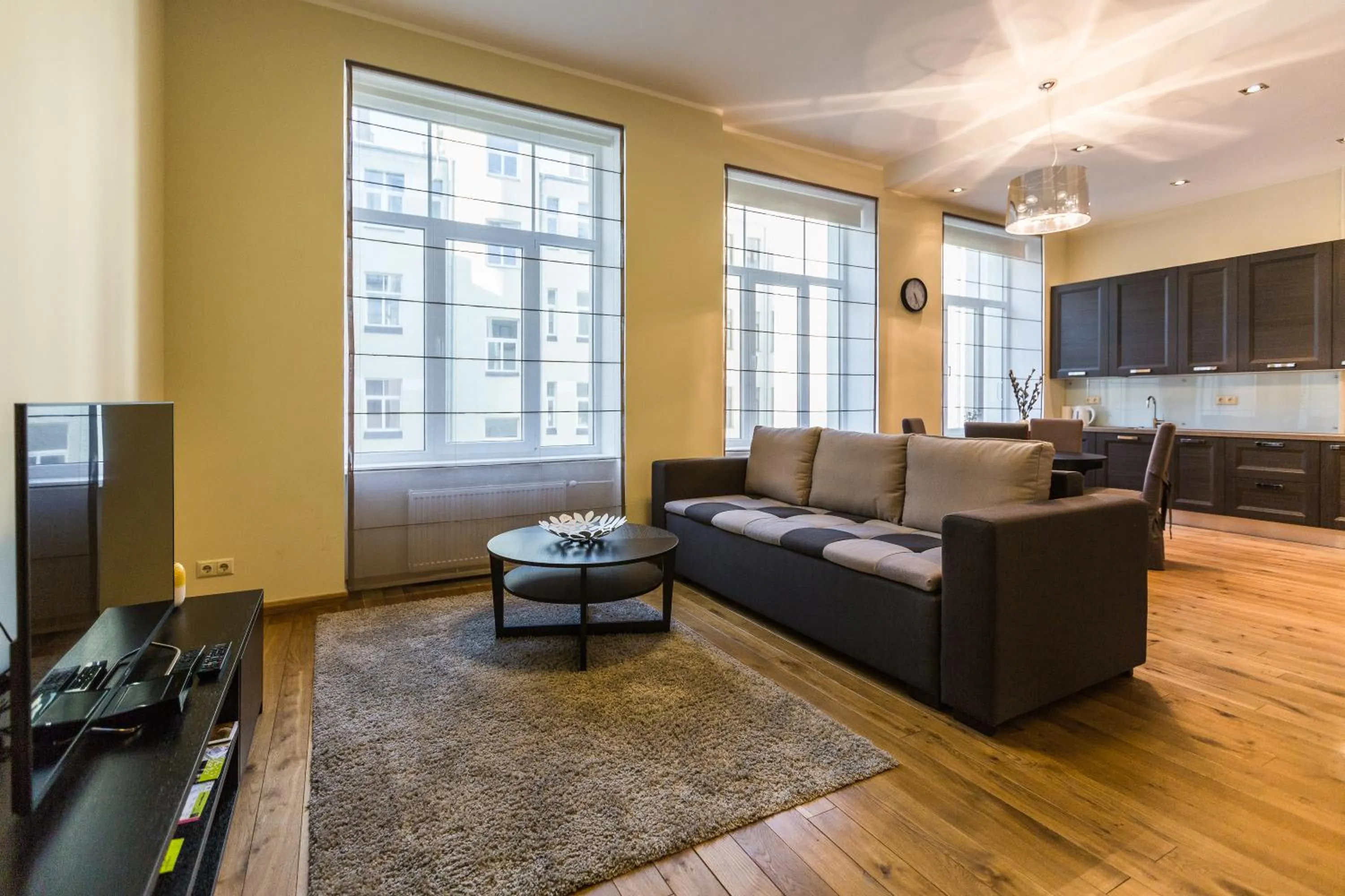 TV and multimedia in Riga Lux Apartments - Ernesta, Free parking