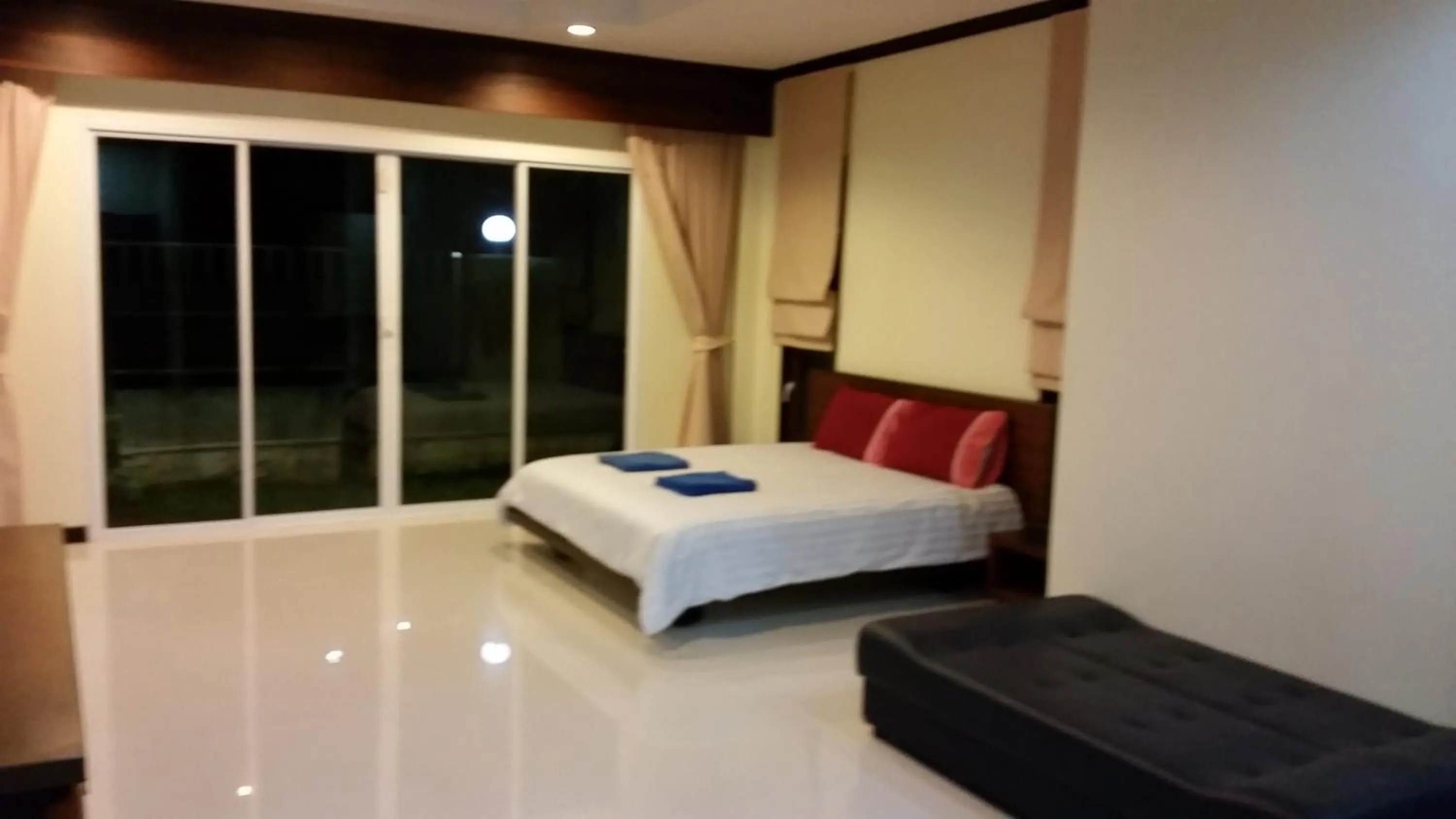 Bedroom, Bed in ViewPoint Villa