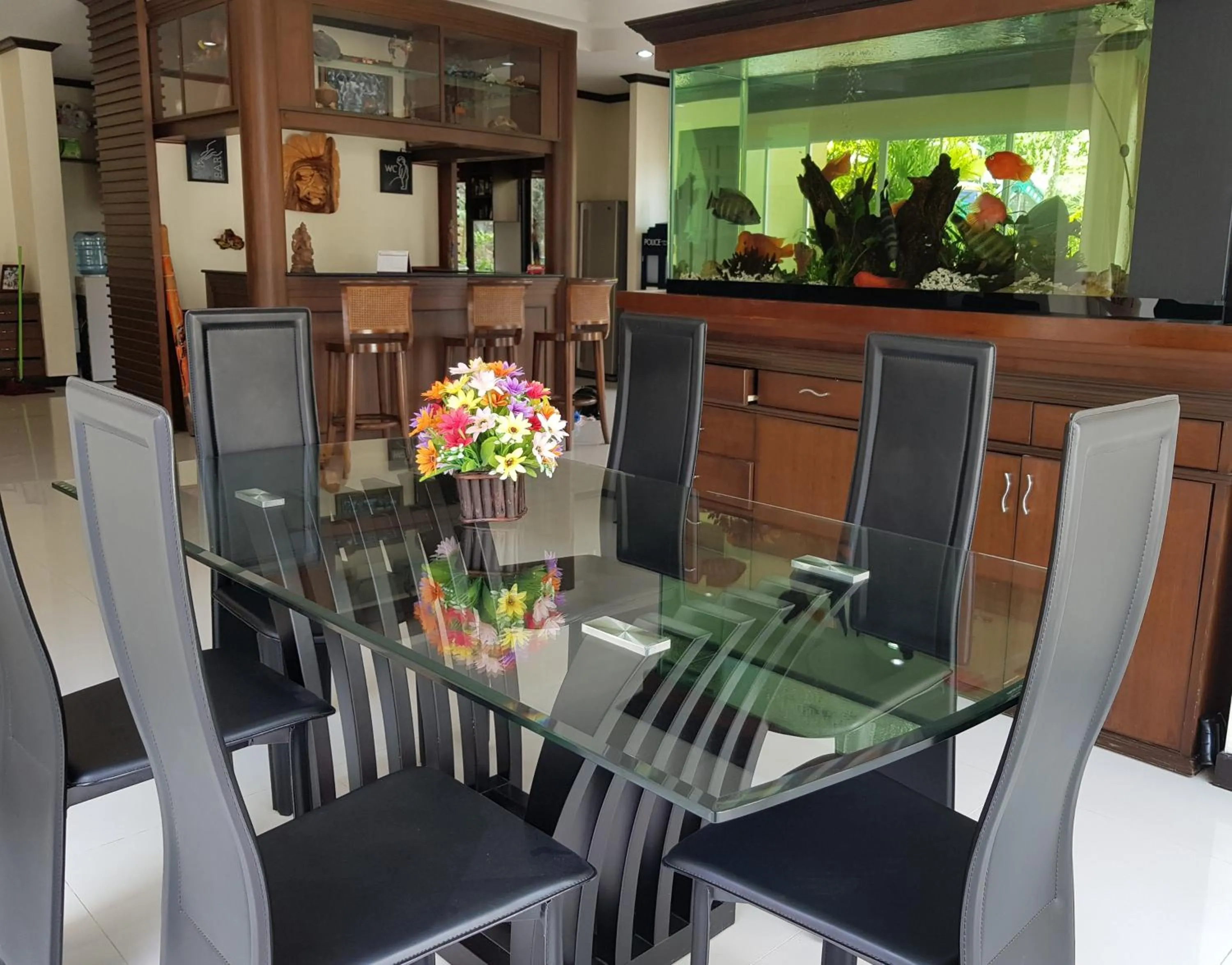 Dining area in ViewPoint Villa