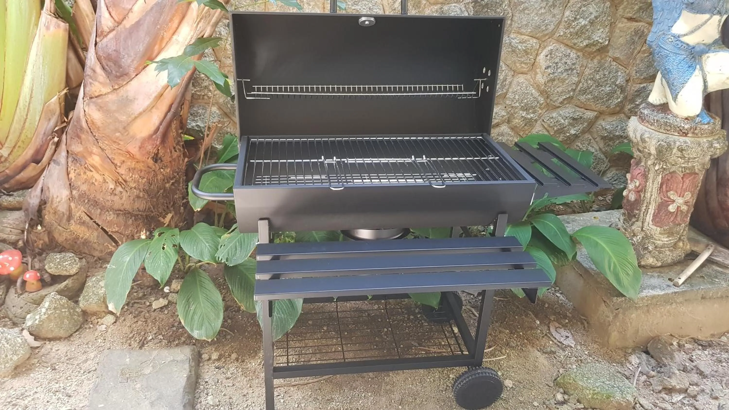 BBQ facilities in ViewPoint Villa