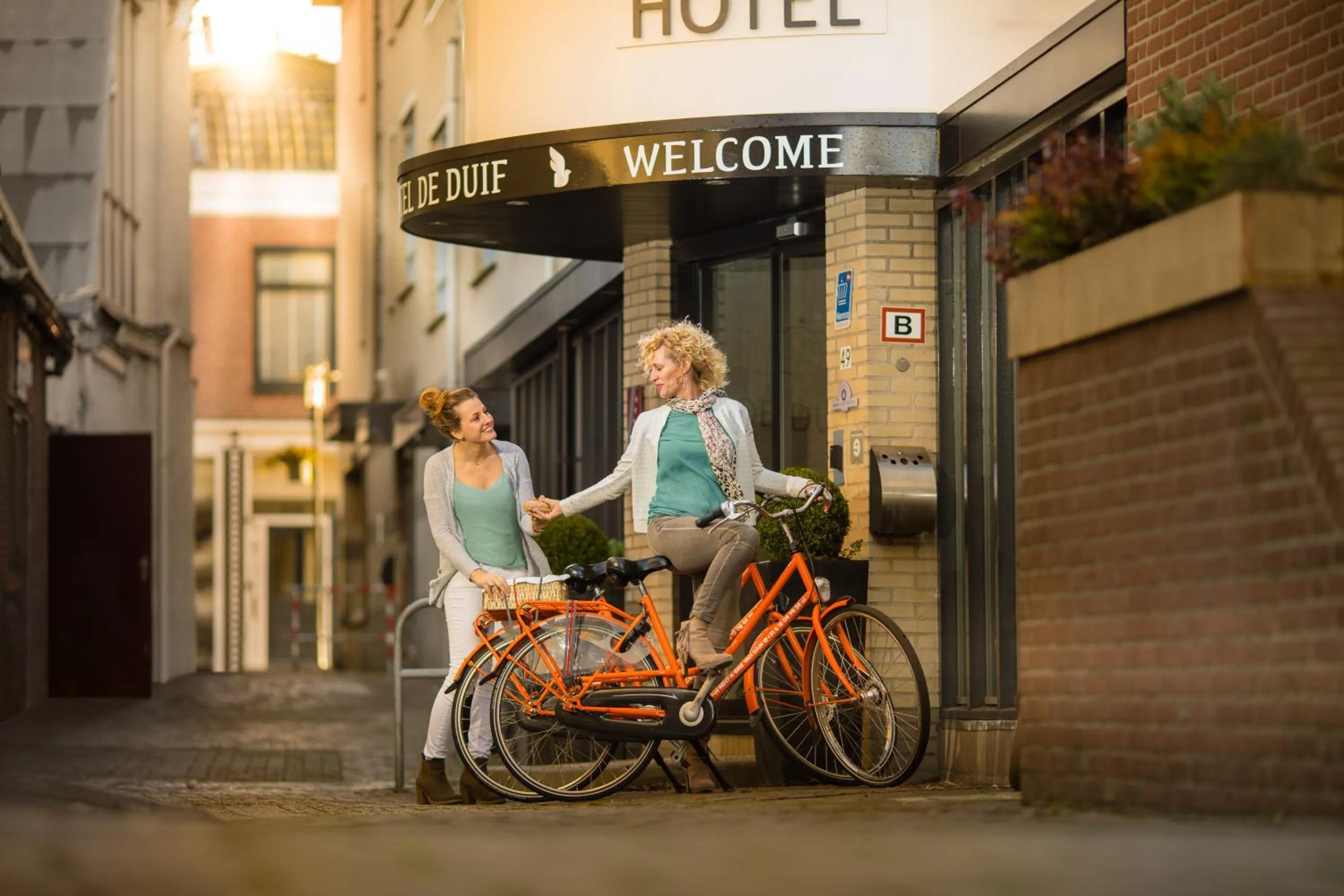 Facade/entrance in Hotel de Duif Lisse - Keukenhof