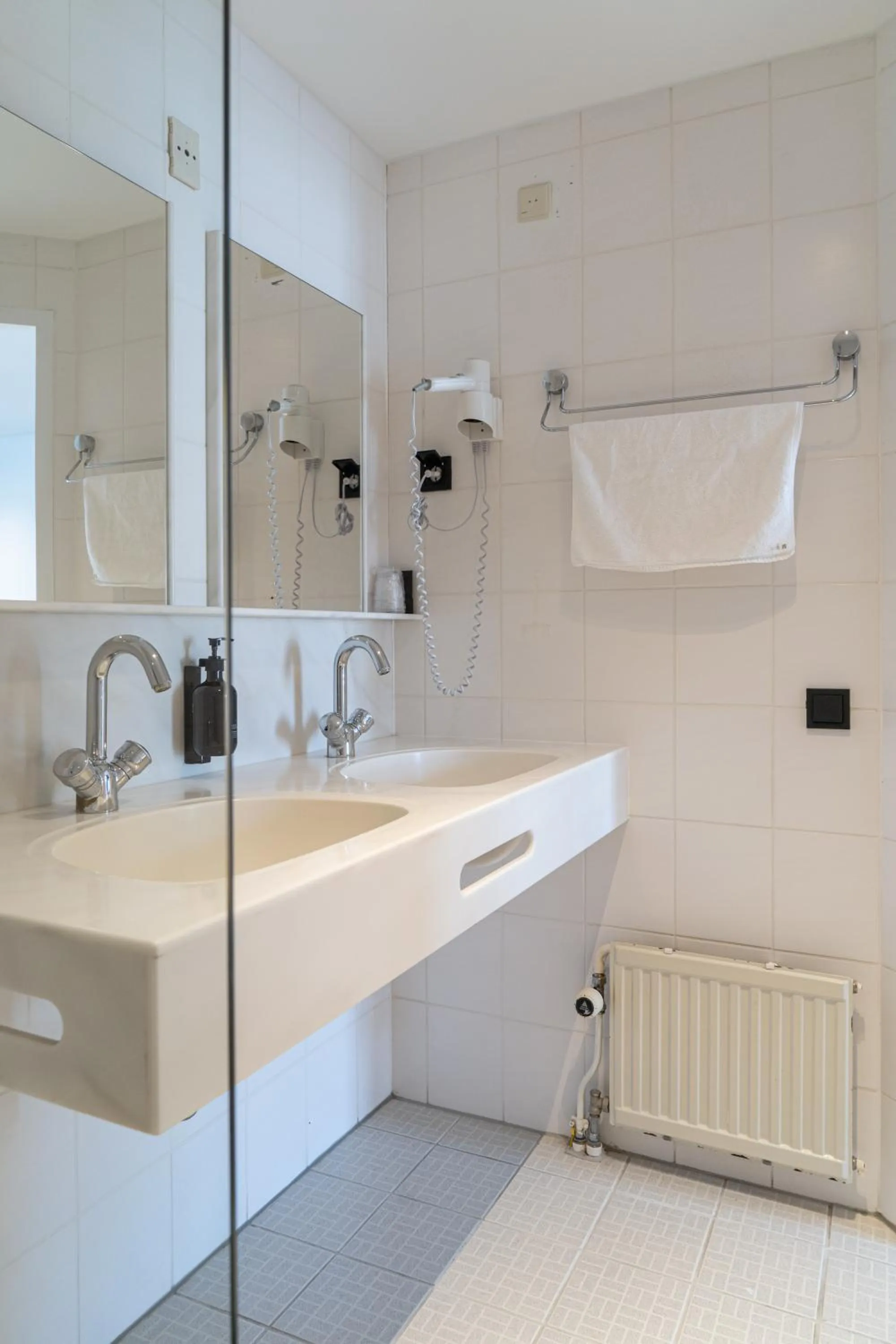 Bathroom in Hotel de Duif Lisse - Keukenhof