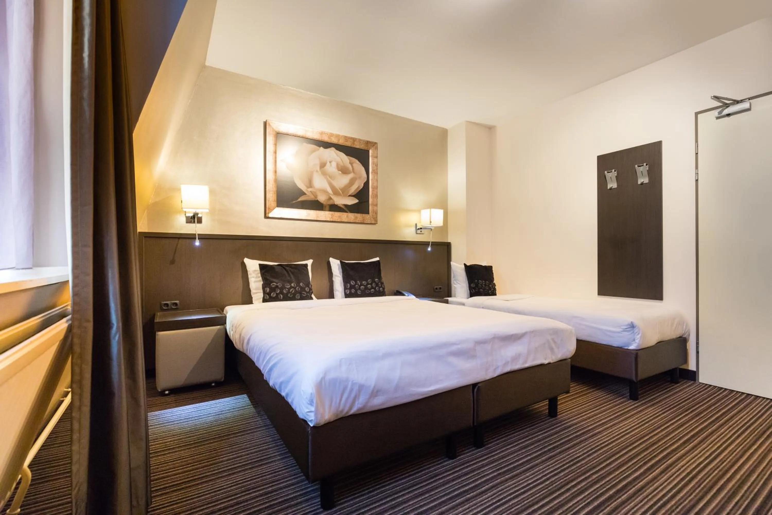 Bed in Hotel de Duif Lisse - Keukenhof