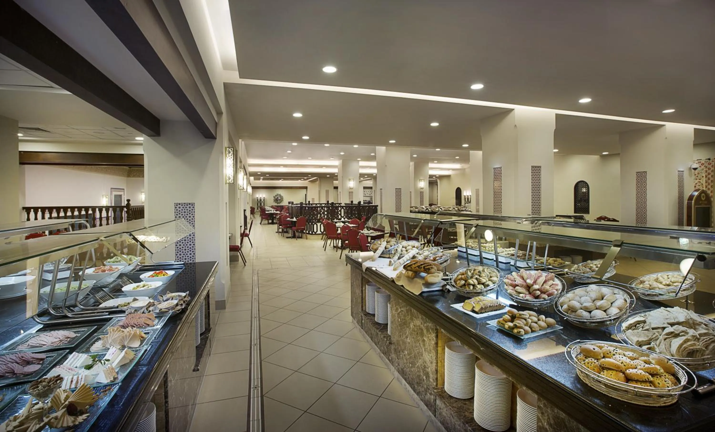 Restaurant/places to eat in Anjum Makkah Hotel
