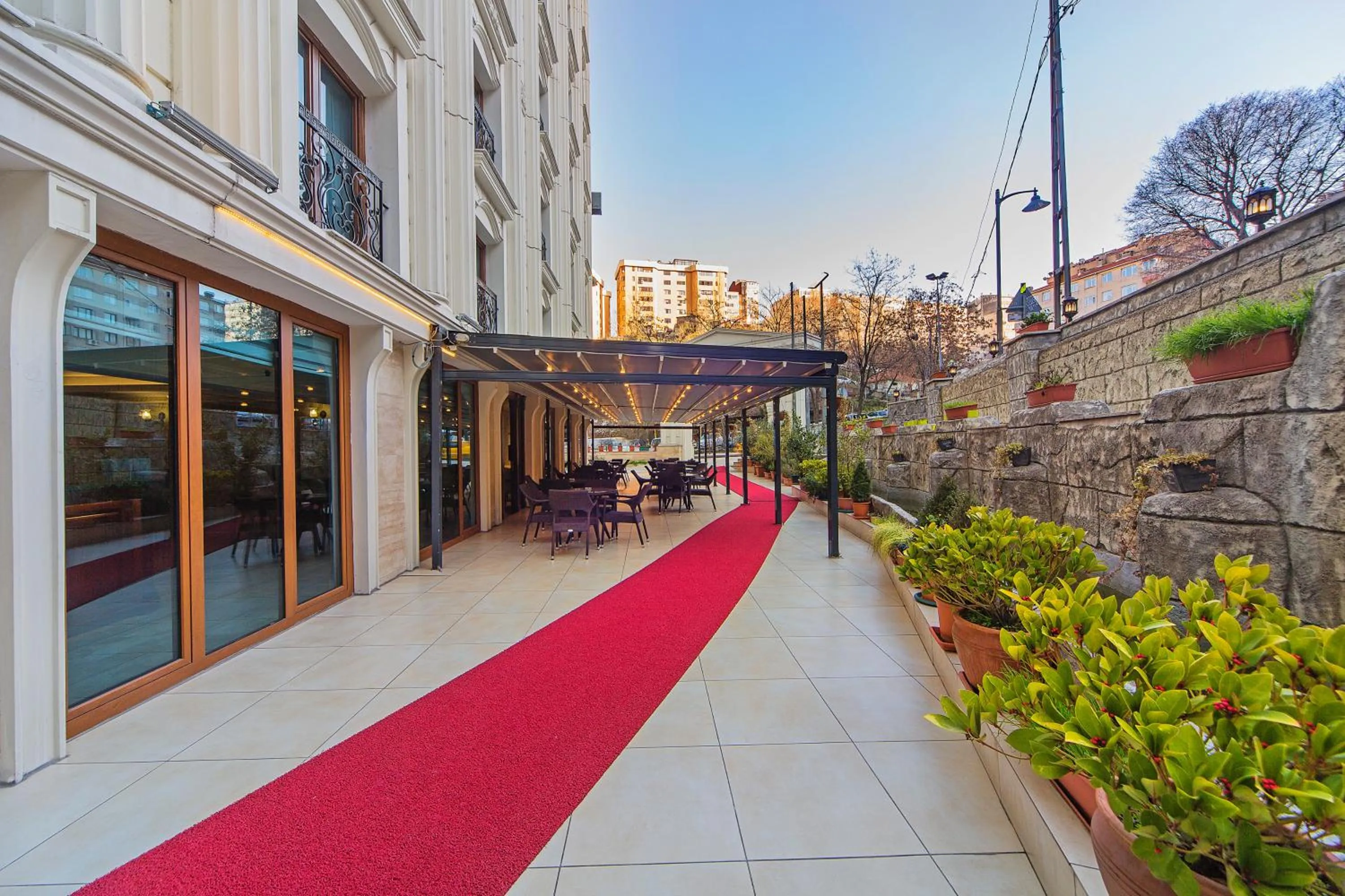 Property building in Lausos Palace Hotel Şişli