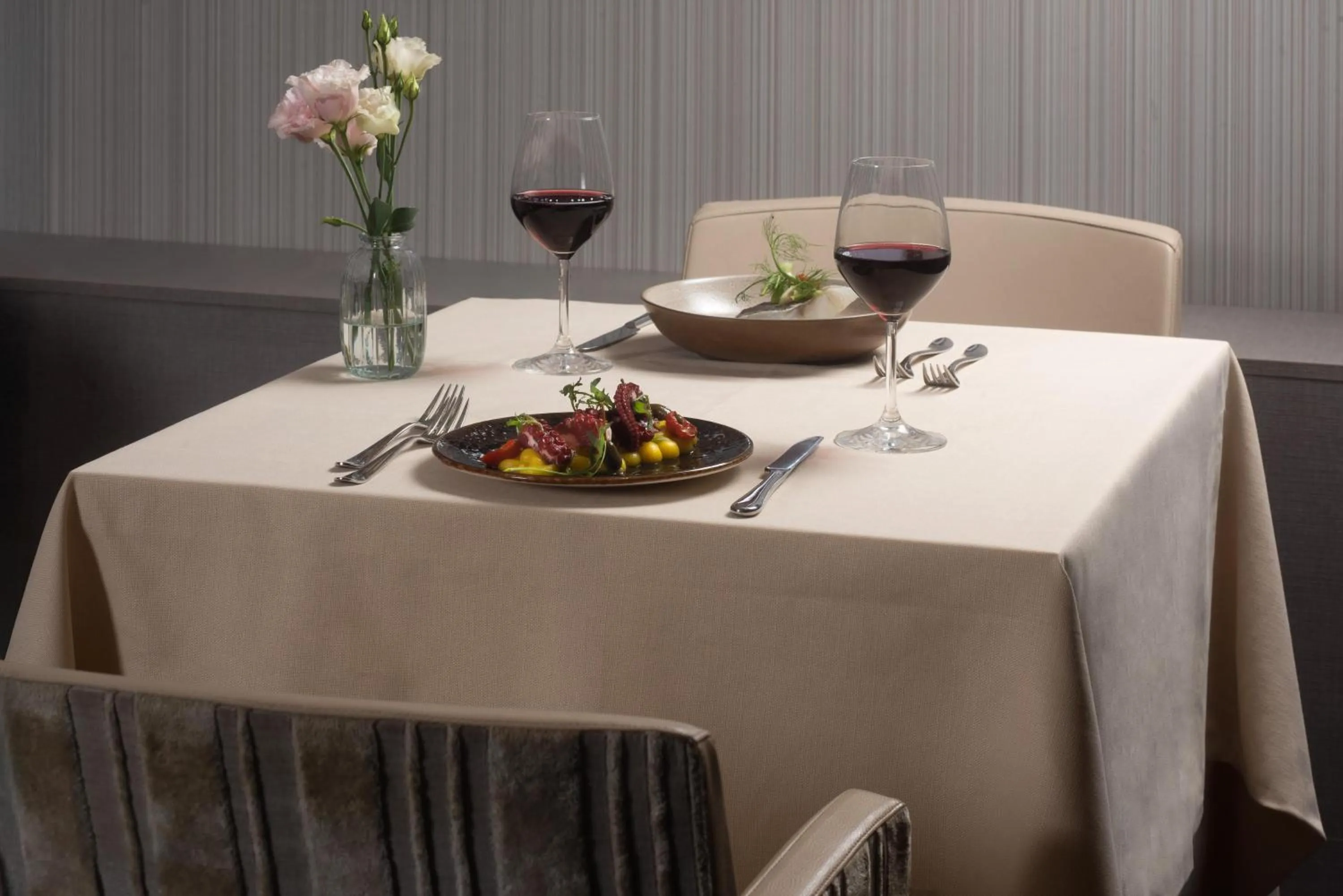 Restaurant/places to eat in NH Parma