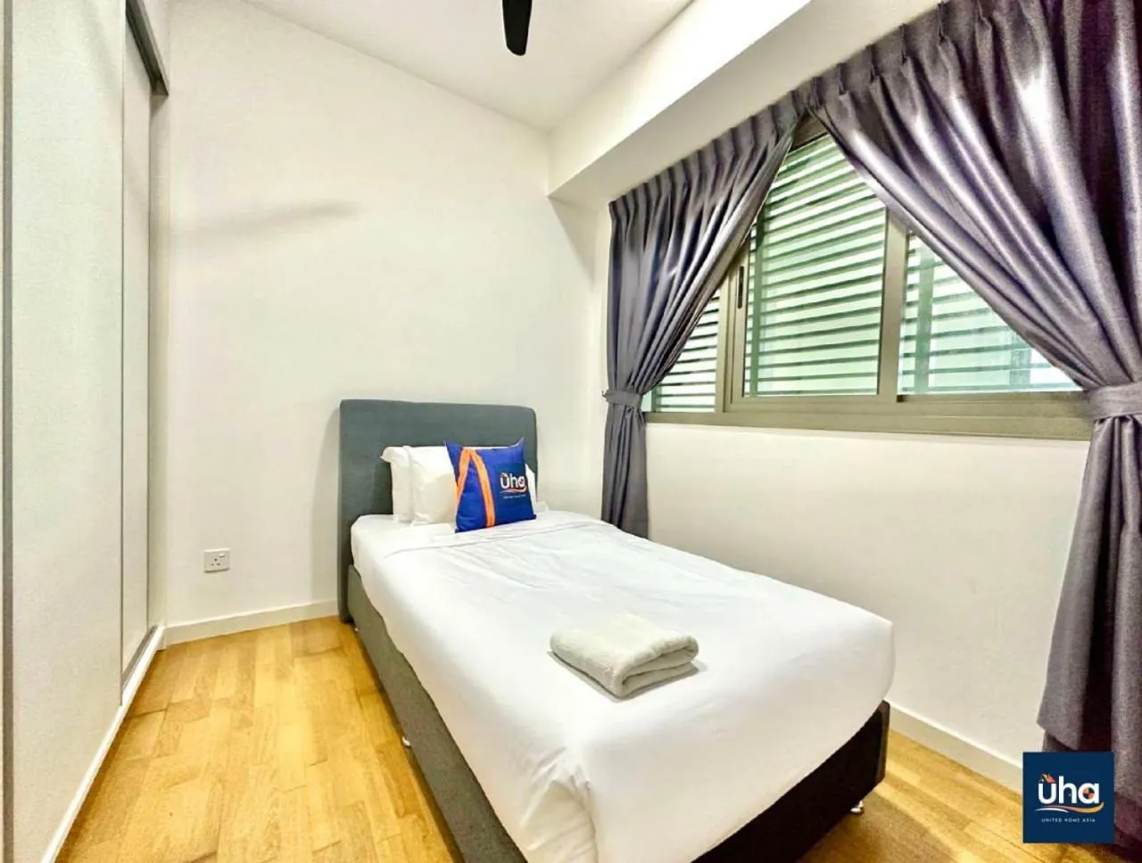 Bed in Iskandar Residence @ UHA