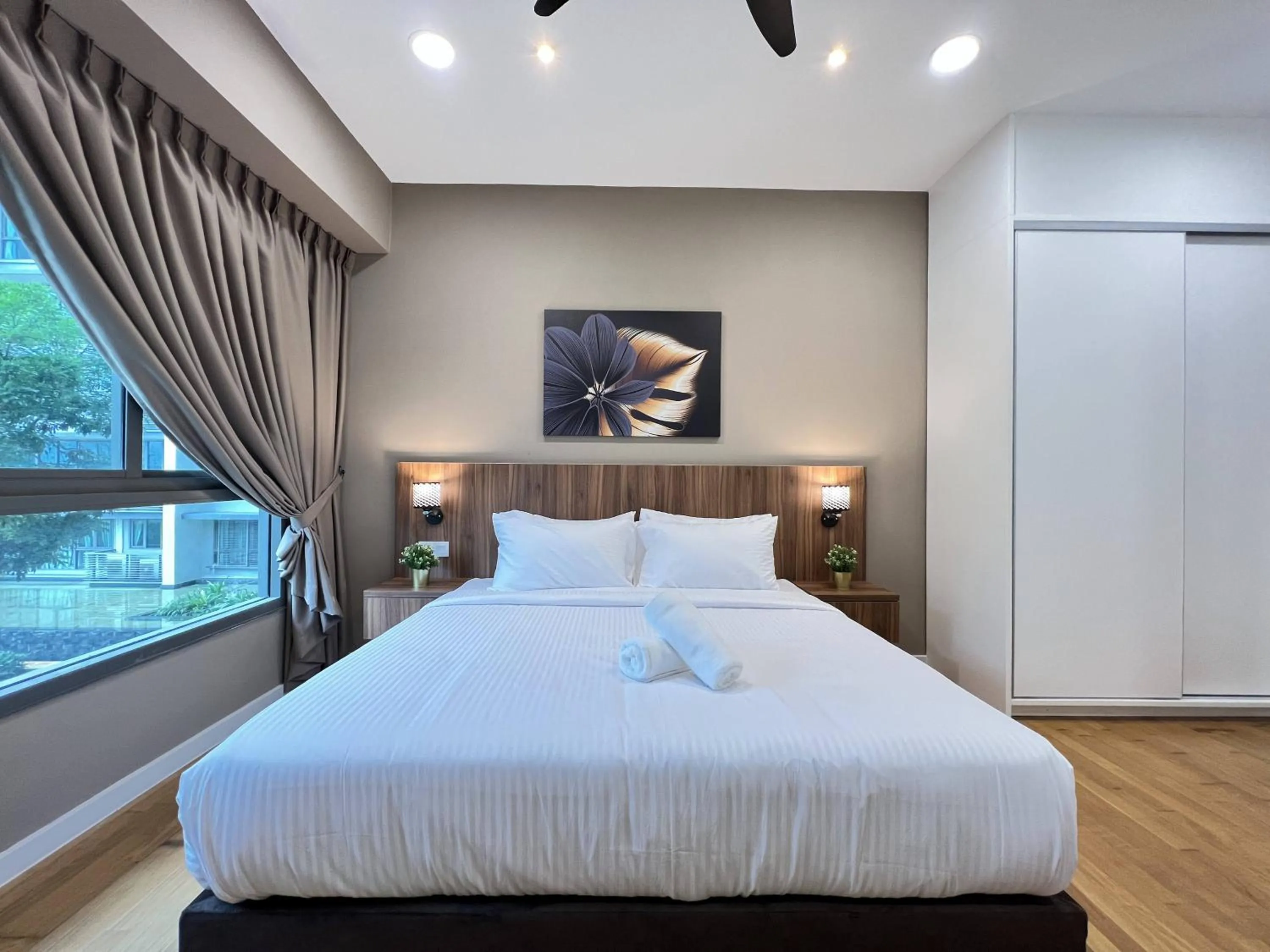 Photo of the whole room in Iskandar Residence @ UHA