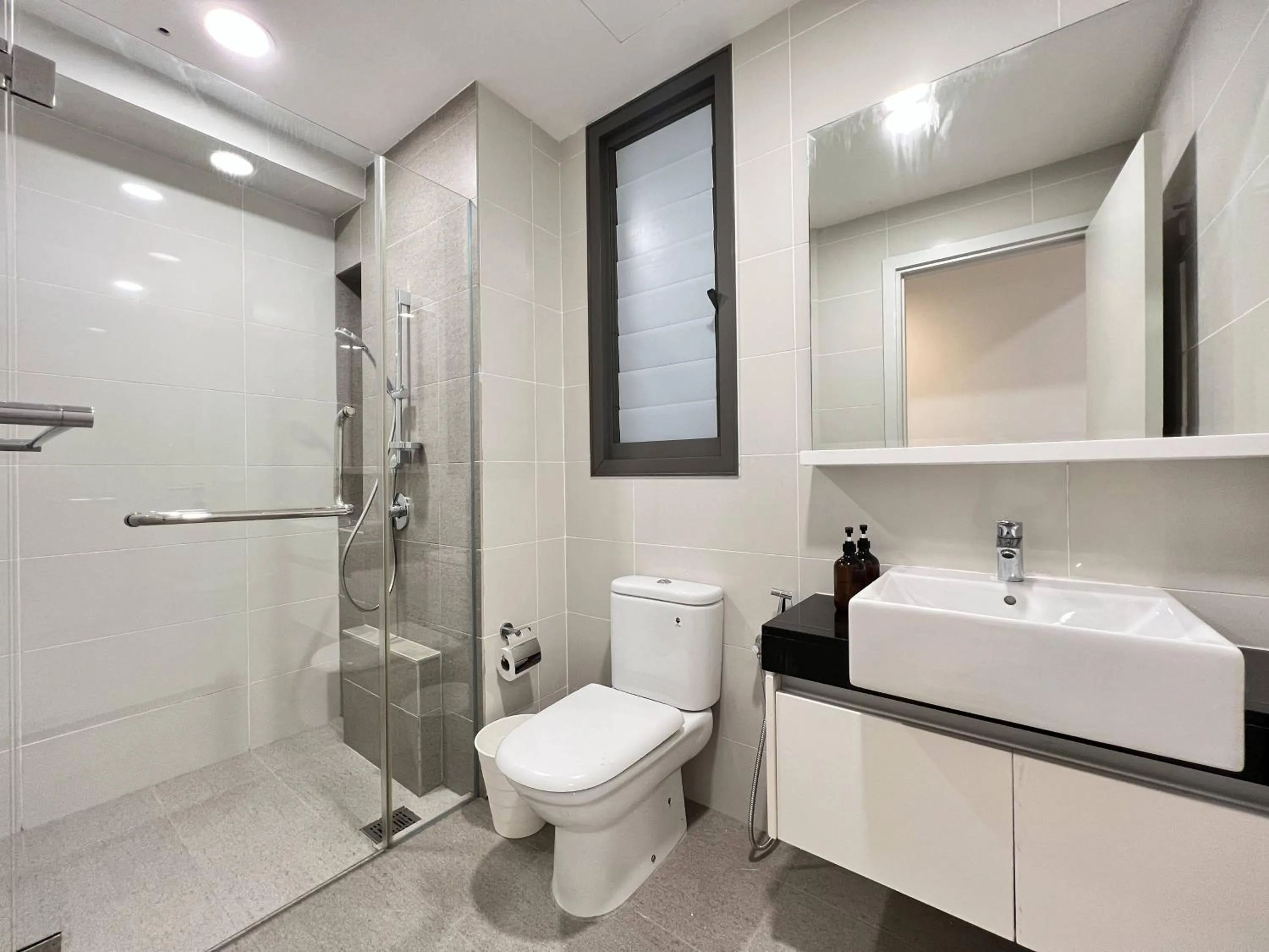 Hot Tub in Iskandar Residence @ UHA