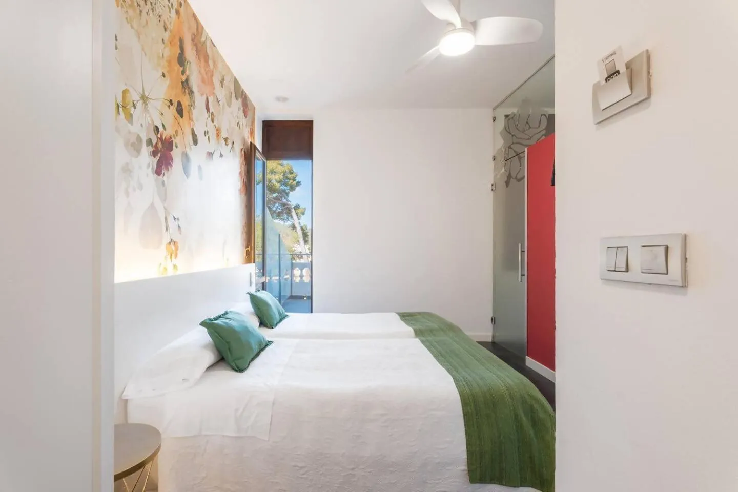 Bed in 1893 Hotel Boutique