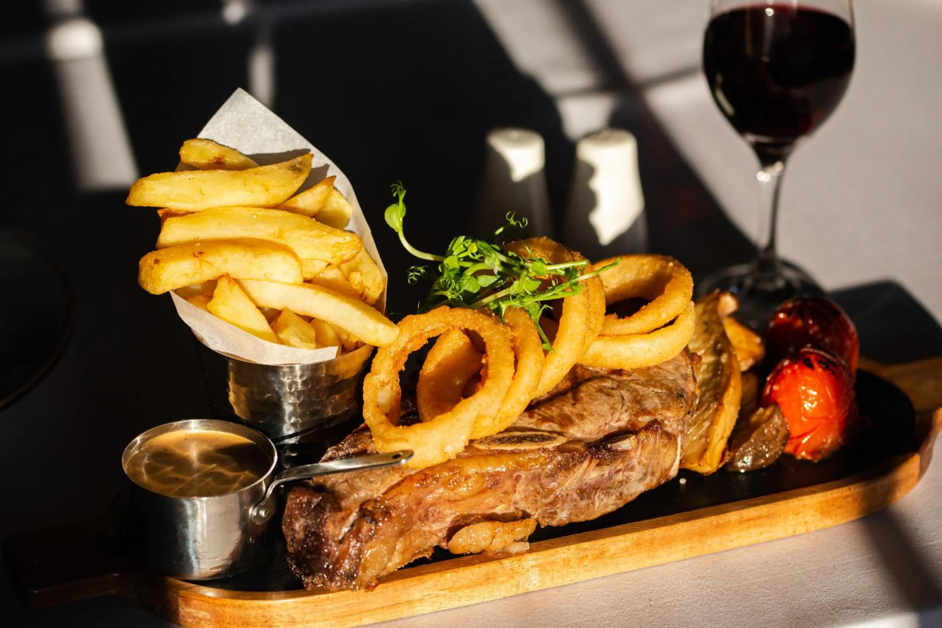 Food and drinks in Gretna Hall Hotel