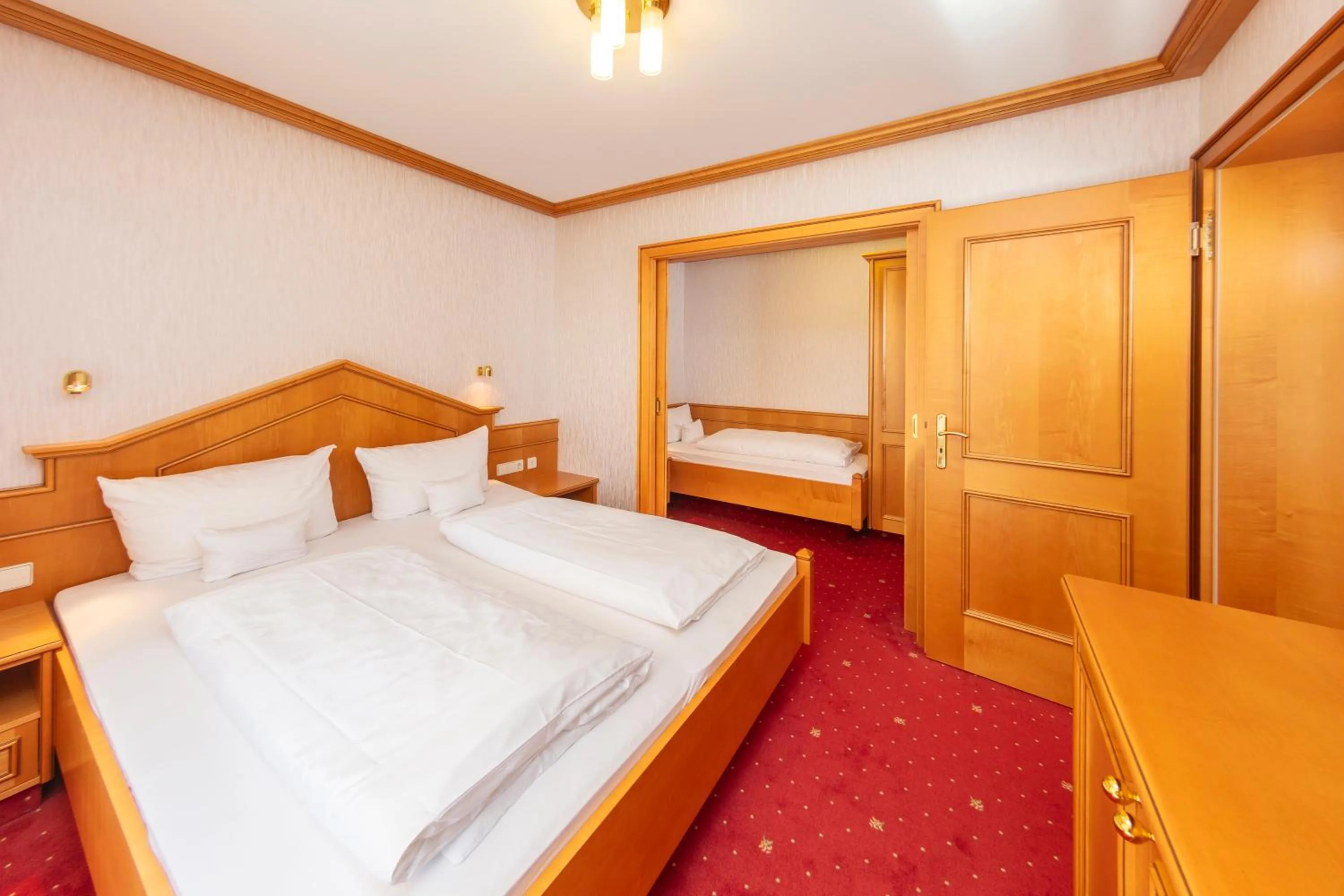 Photo of the whole room, Bed in Parkhotel an der Therme