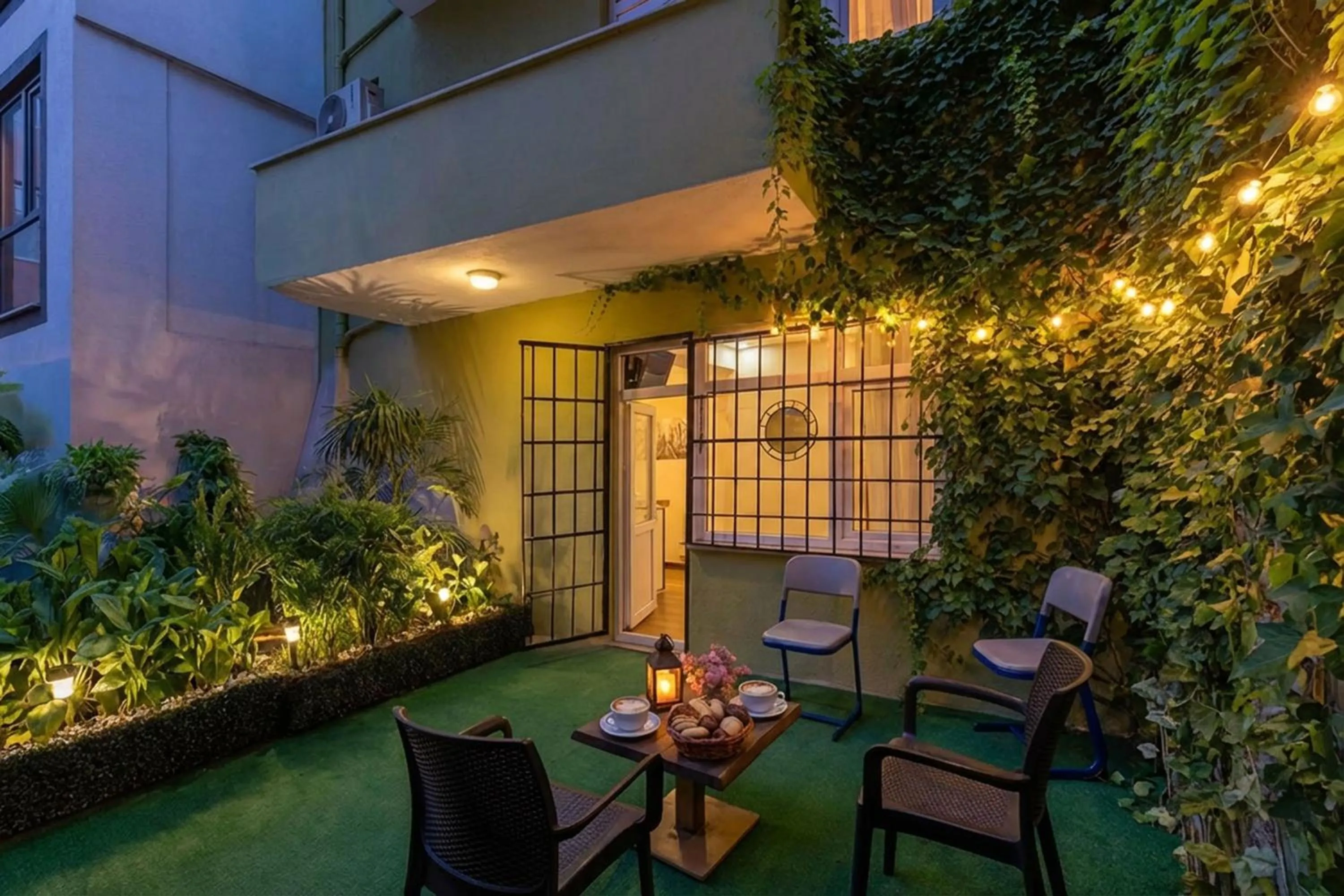 Garden view in hotel La Vitrine
