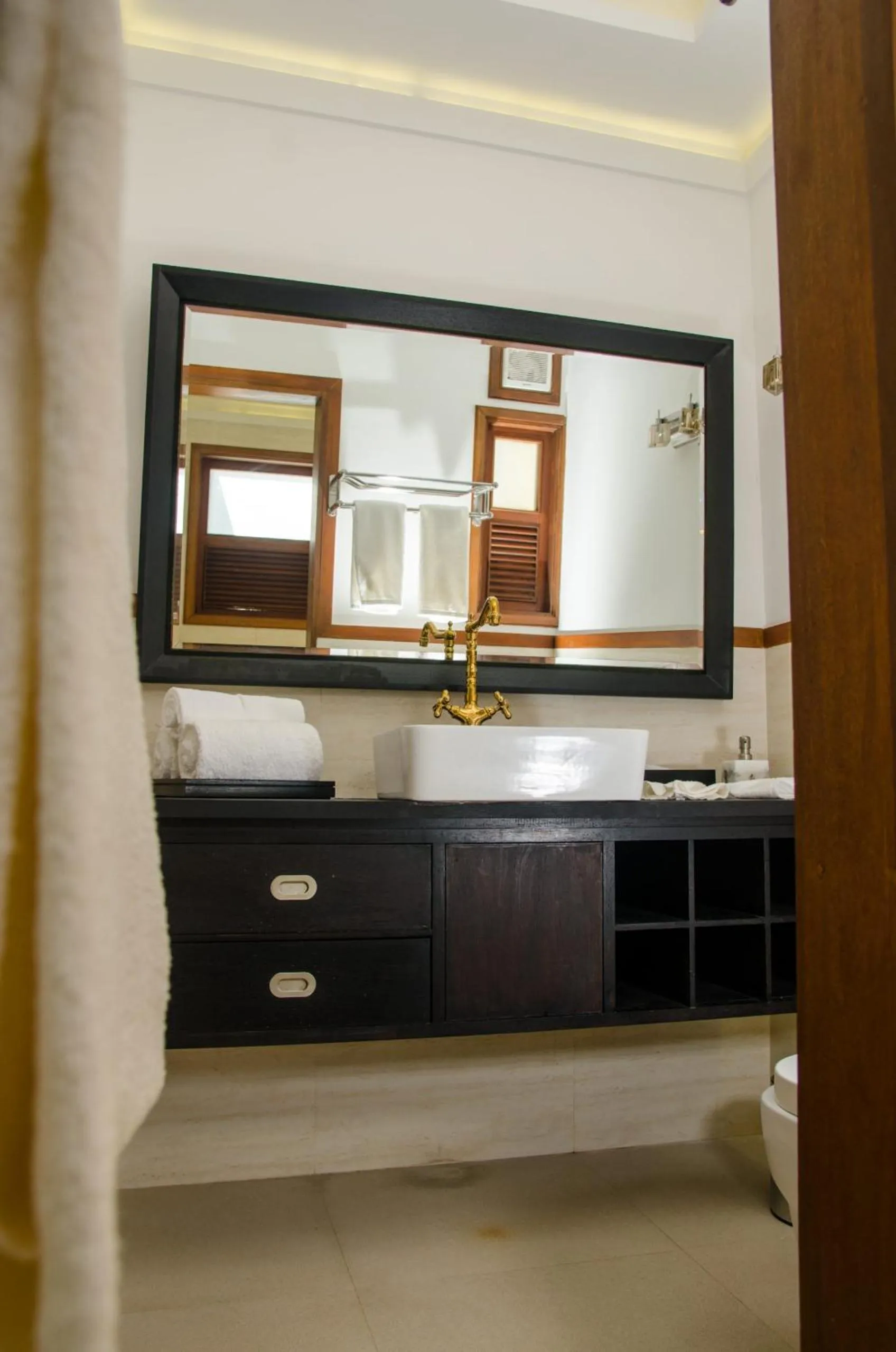 Bathroom in Fuvahmulah Central Hotel