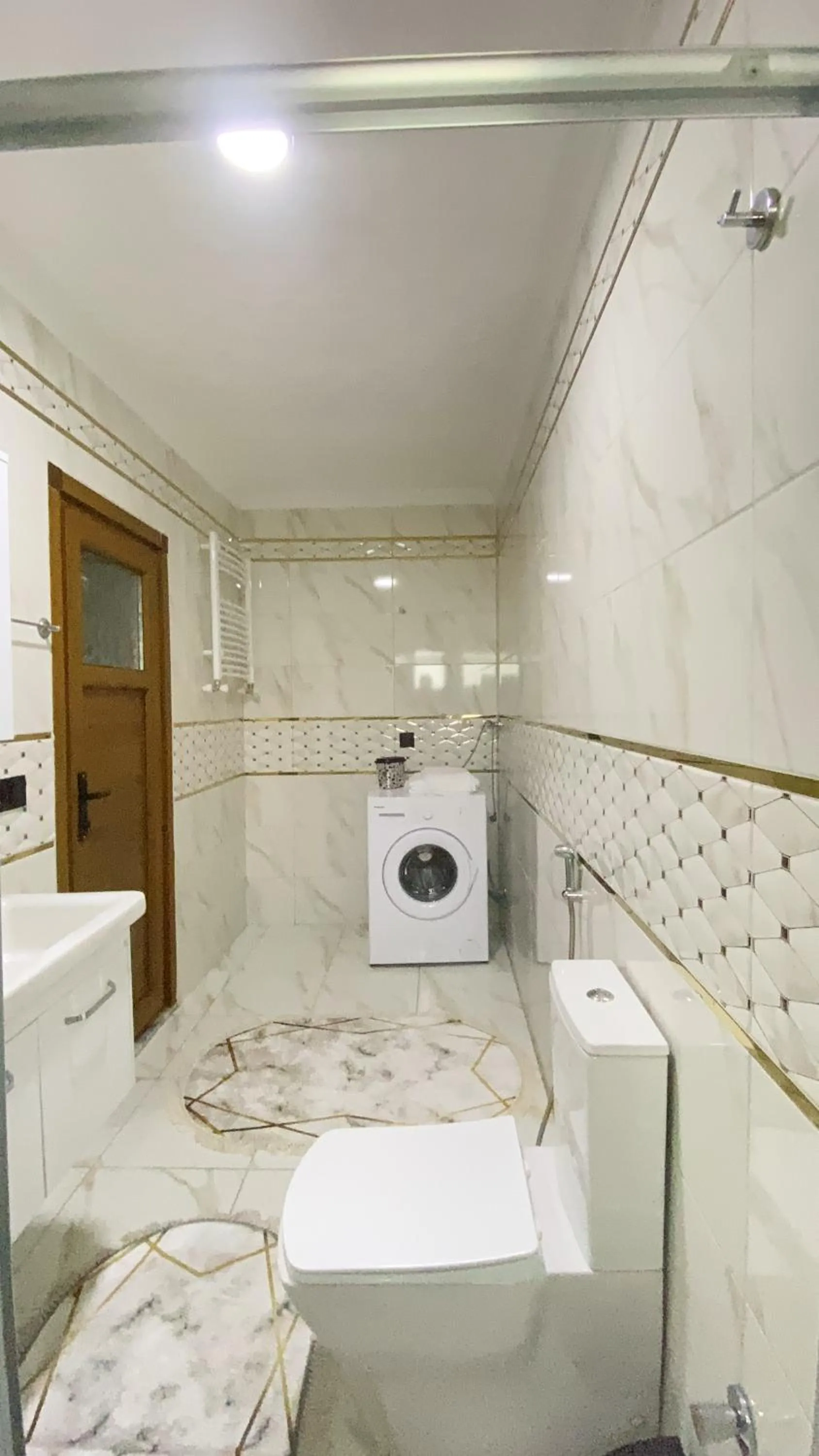 Shower in Kalispera Apart Otel