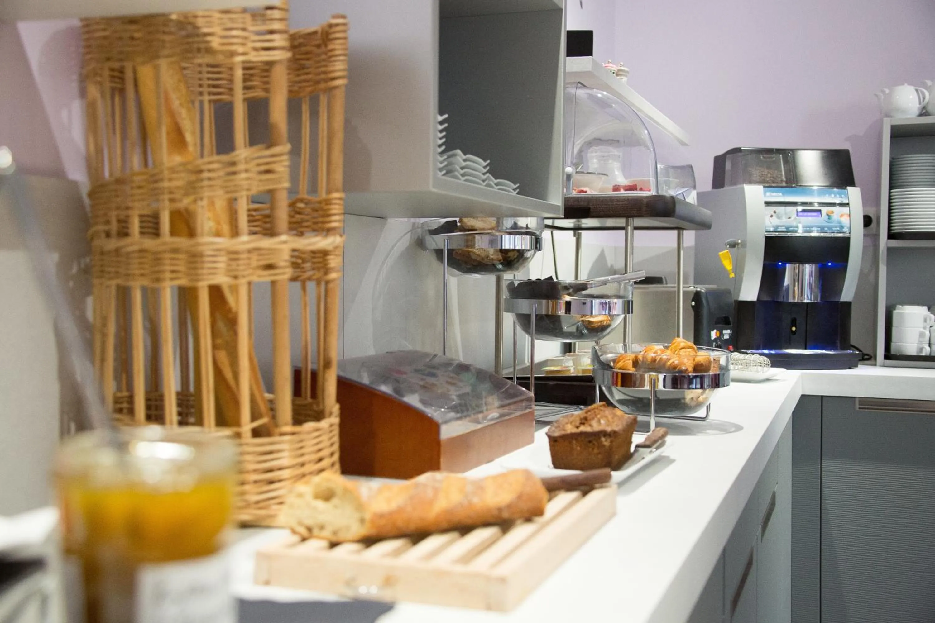 Breakfast in Logis Hôtel Le Beaulieu