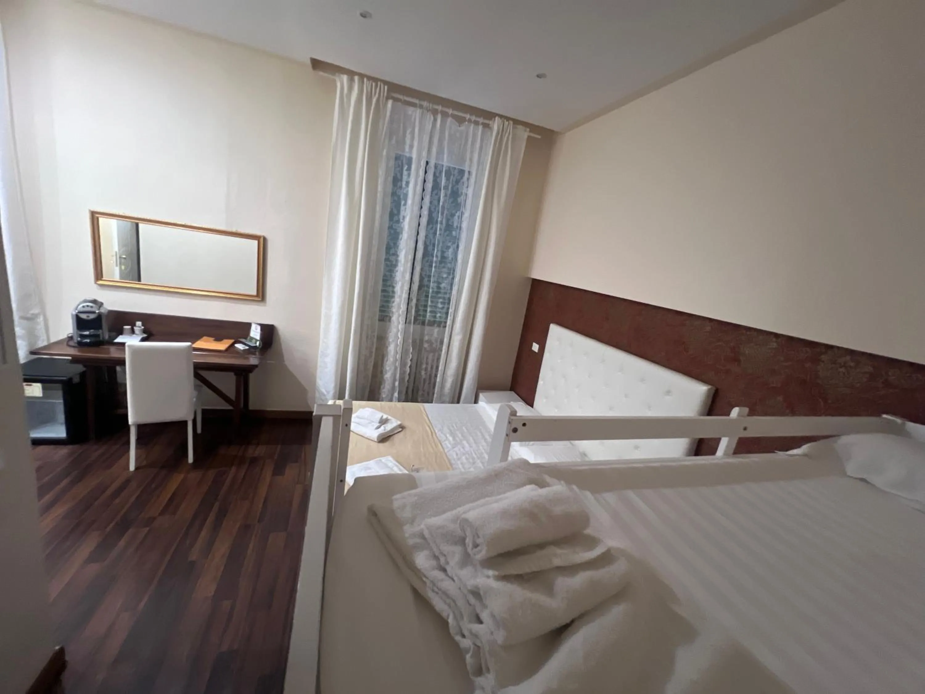 Bedroom, Bed in Antico Hotel Moderno