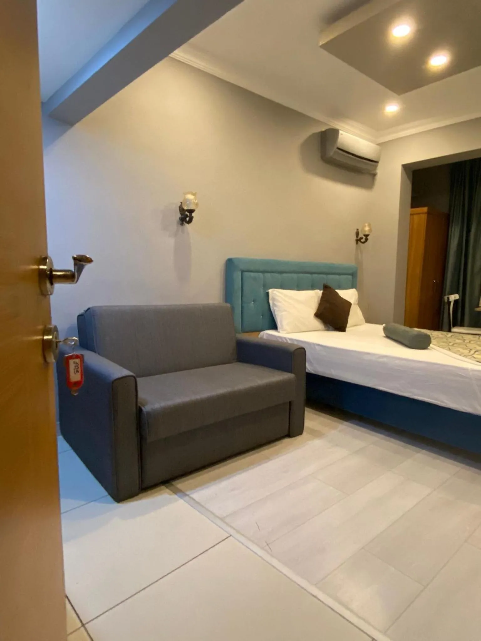 Bed in Riverland Suites Apart Hotel