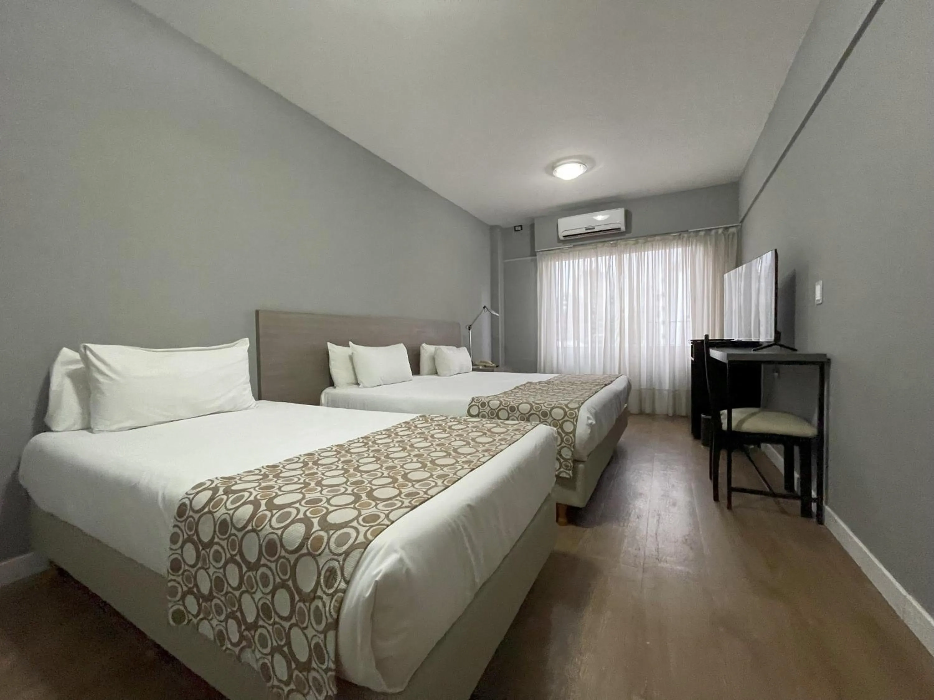 Photo of the whole room, Bed in Hotel 8 de Octubre