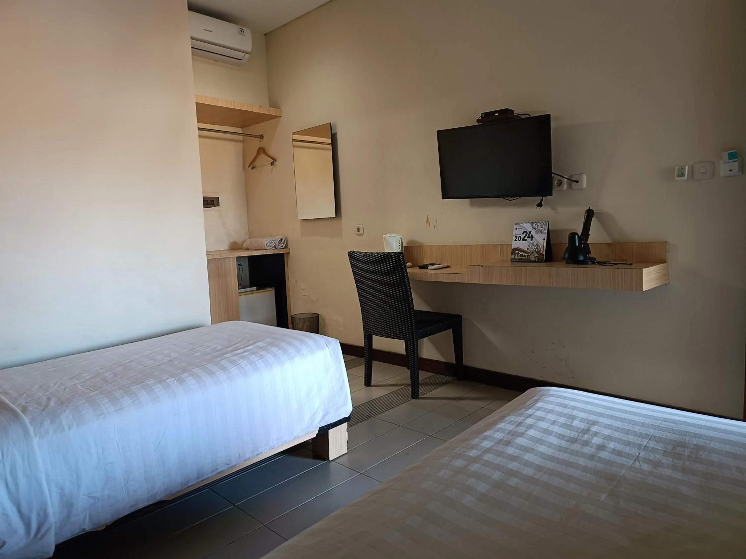 Bedroom, Bed in Keola Hotel Legian