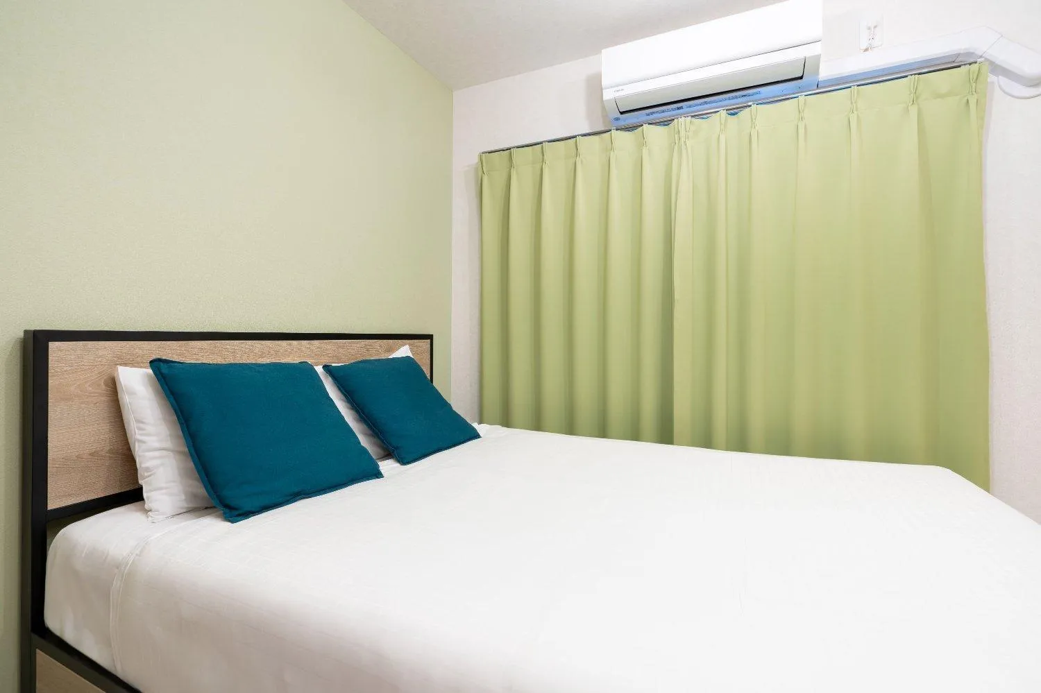 Bed in Laurea Tower Ikebukuro