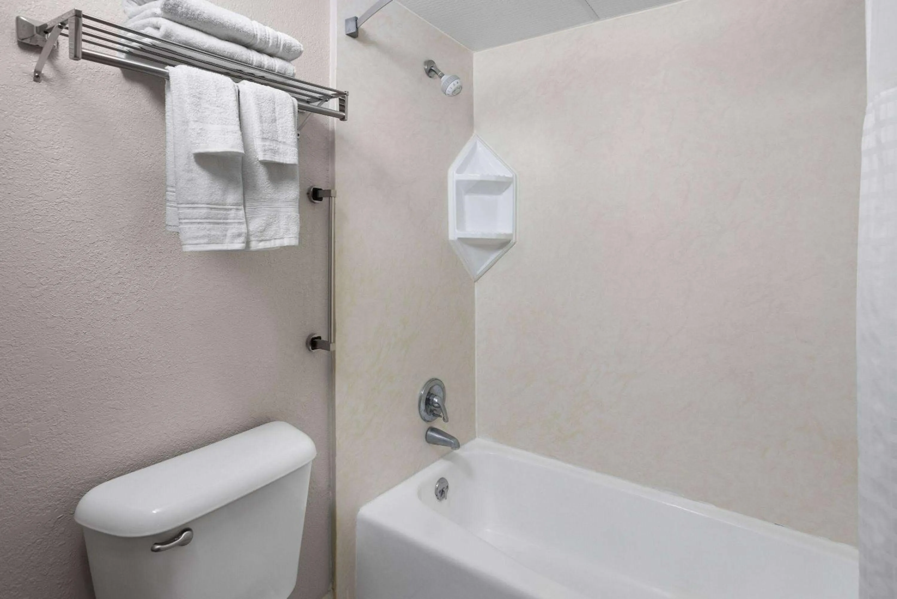 Bathroom in Days Inn by Wyndham Waycross