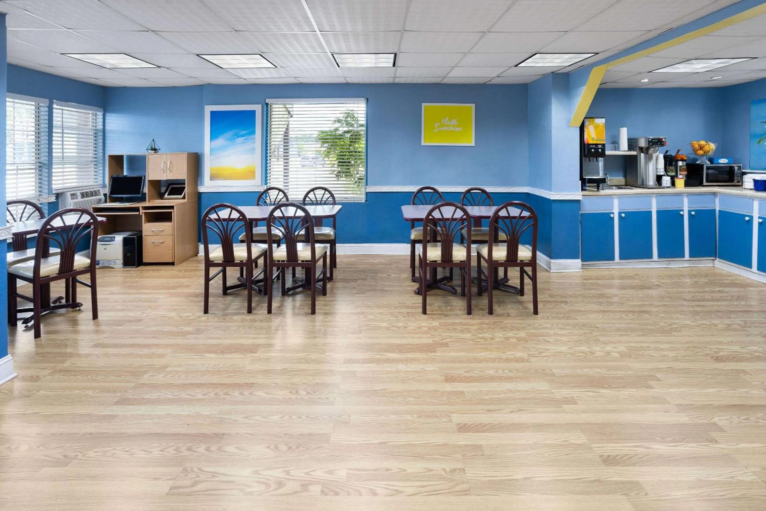 Breakfast in Days Inn by Wyndham Waycross