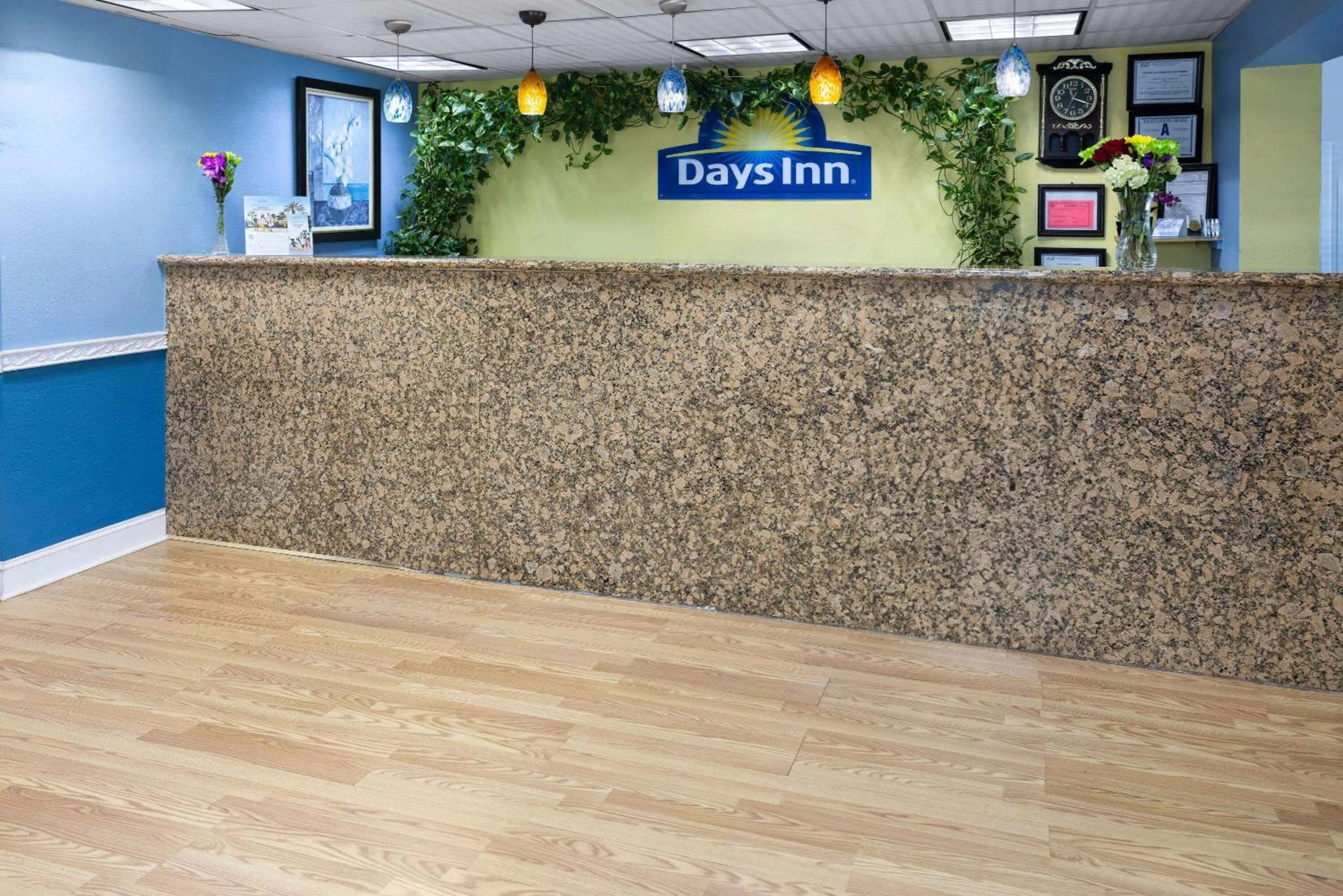 Lobby or reception in Days Inn by Wyndham Waycross
