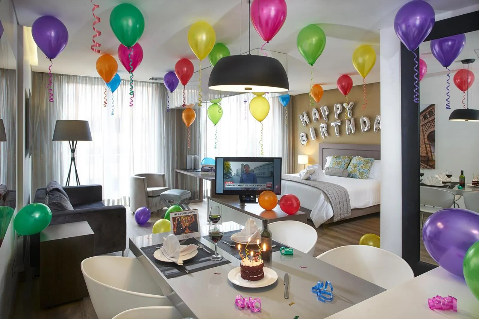 Bedroom, Bed in Hotel 100 Luxury Suites by Preferred