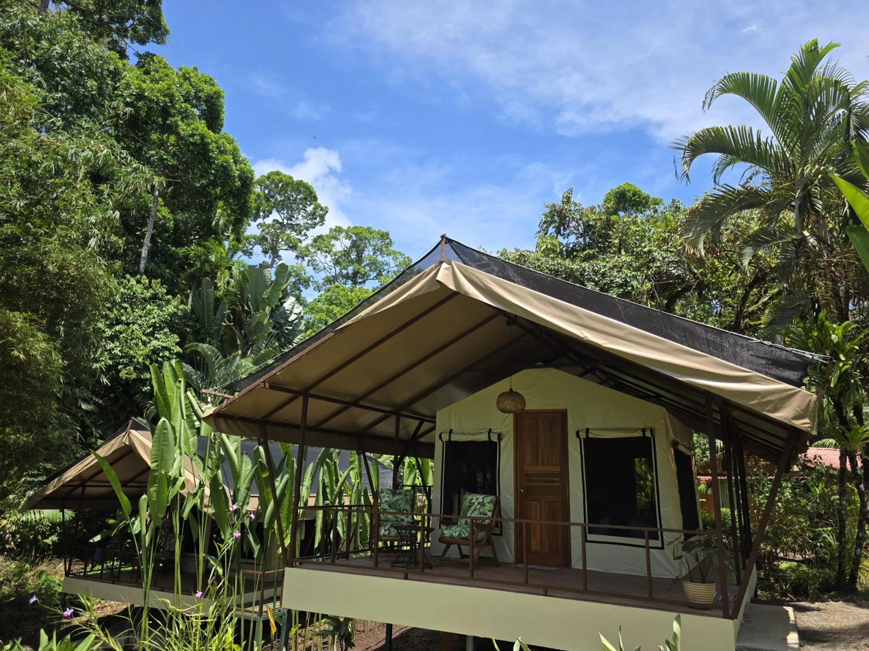 Facade/entrance in Las Caletas Lodge