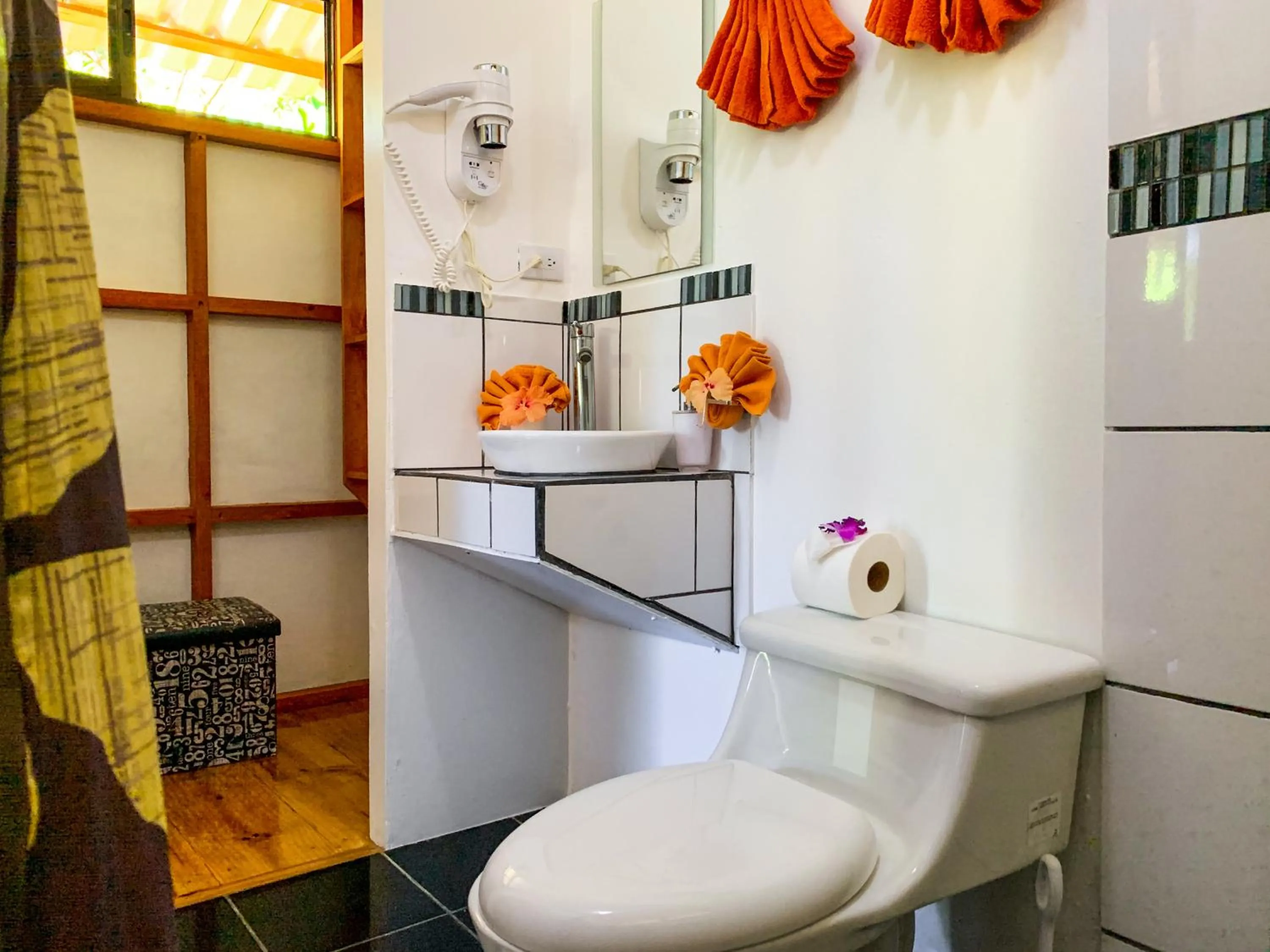 Bathroom in Las Caletas Lodge