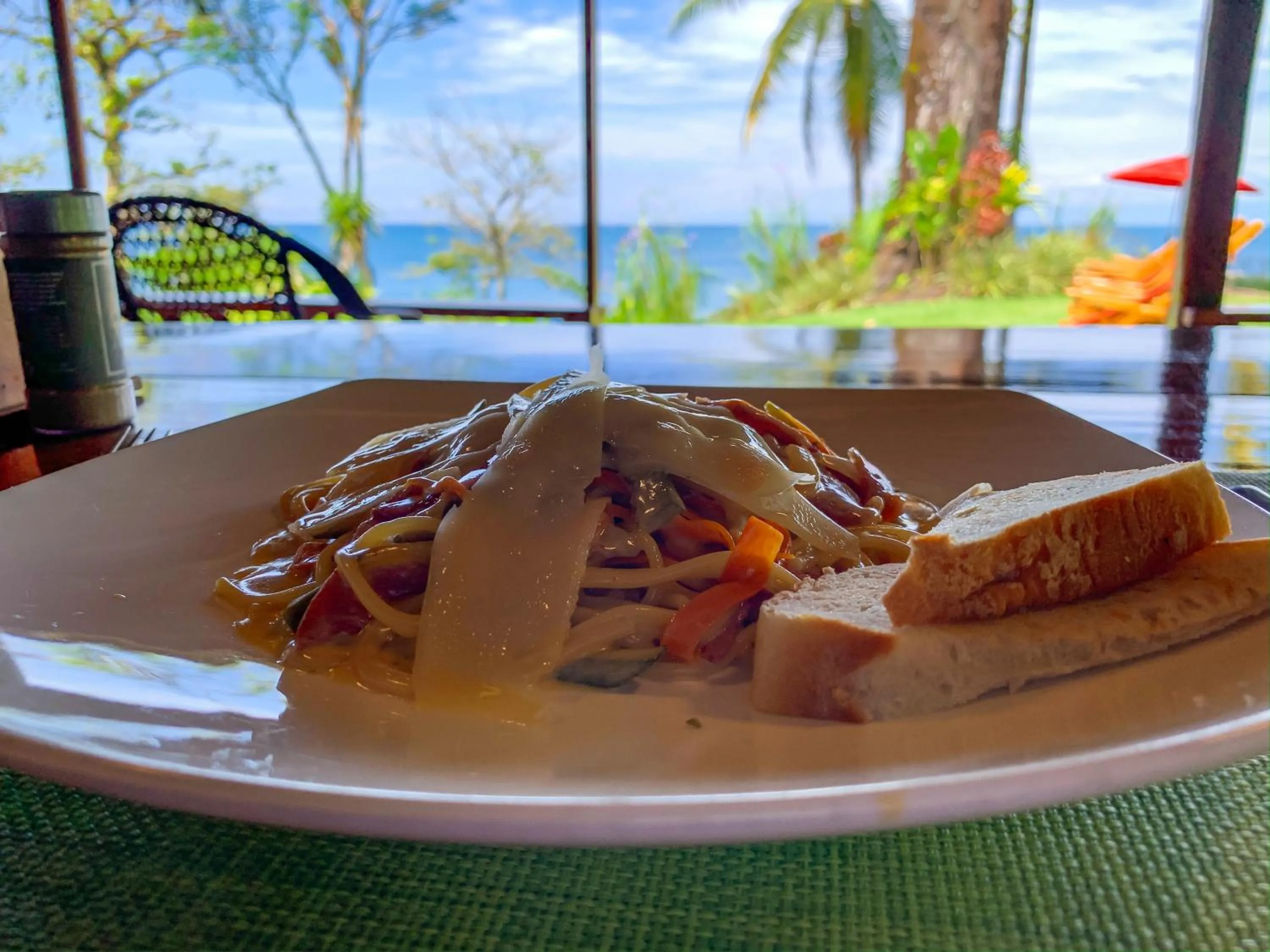 Food in Las Caletas Lodge