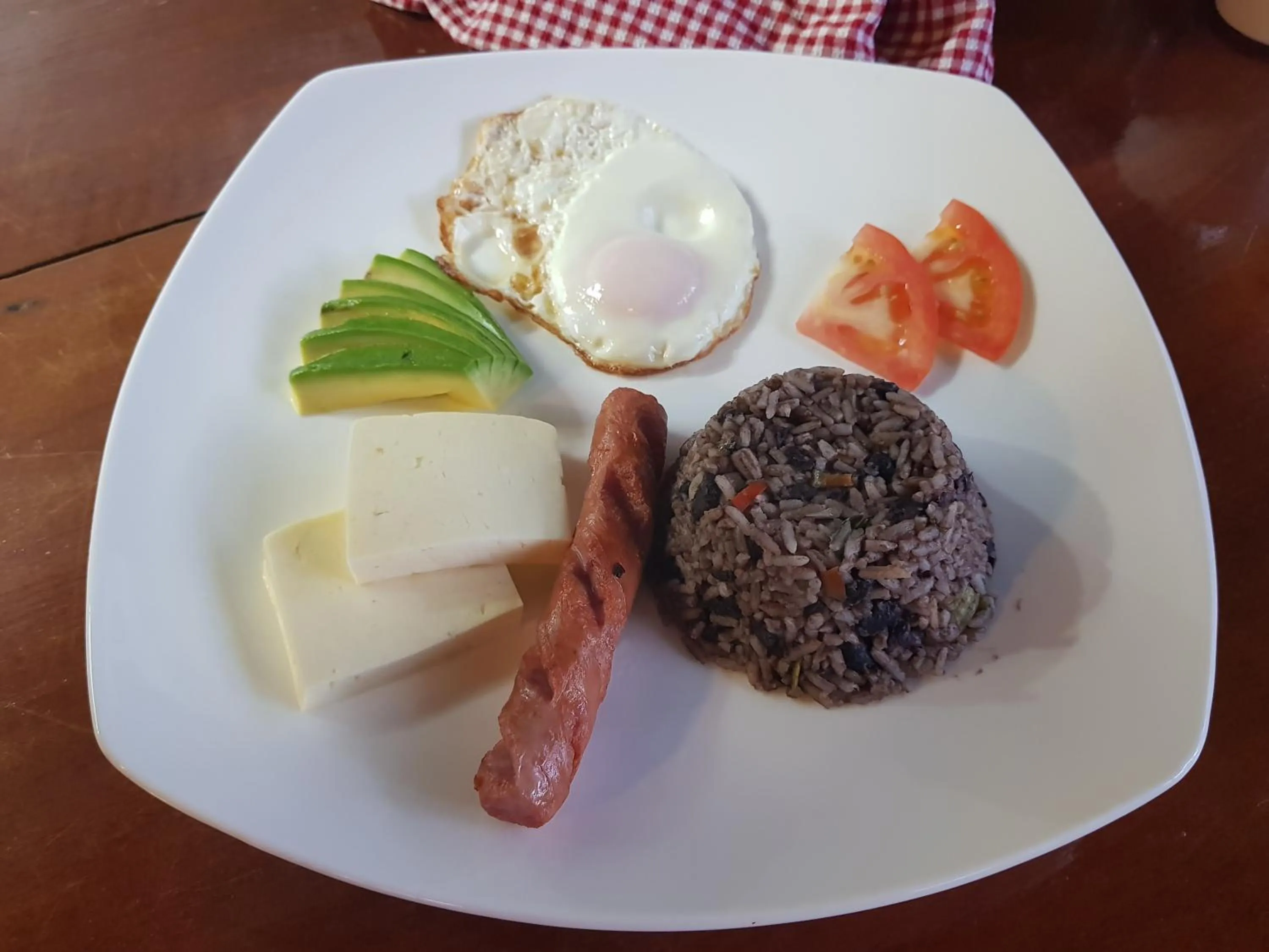 Breakfast in Las Caletas Lodge