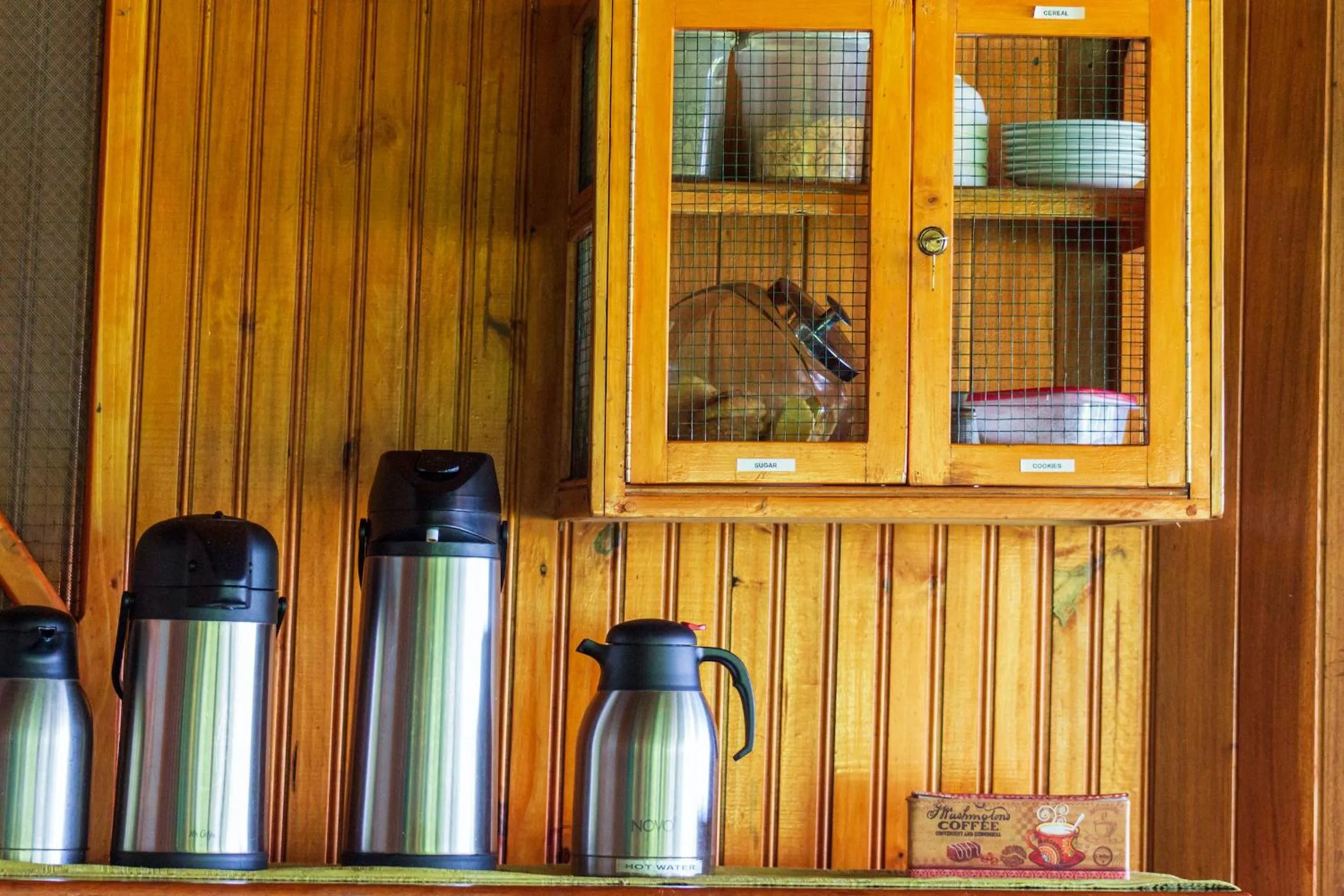 Coffee/tea facilities in Las Caletas Lodge