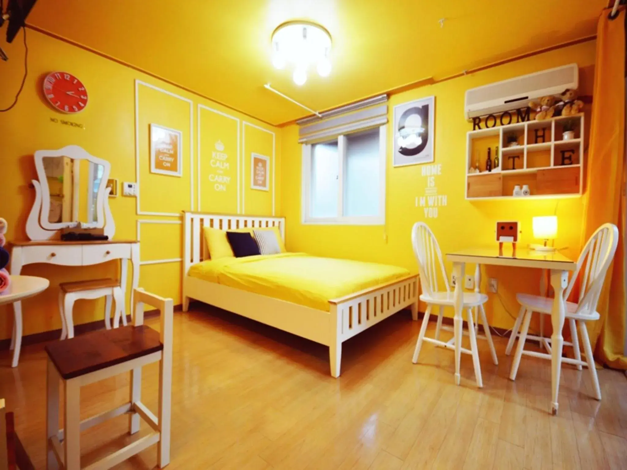 Deluxe Queen Studio in Han River Residence & Guesthouse Deluxe Queen Studio in Han River Residence & Guesthouse
