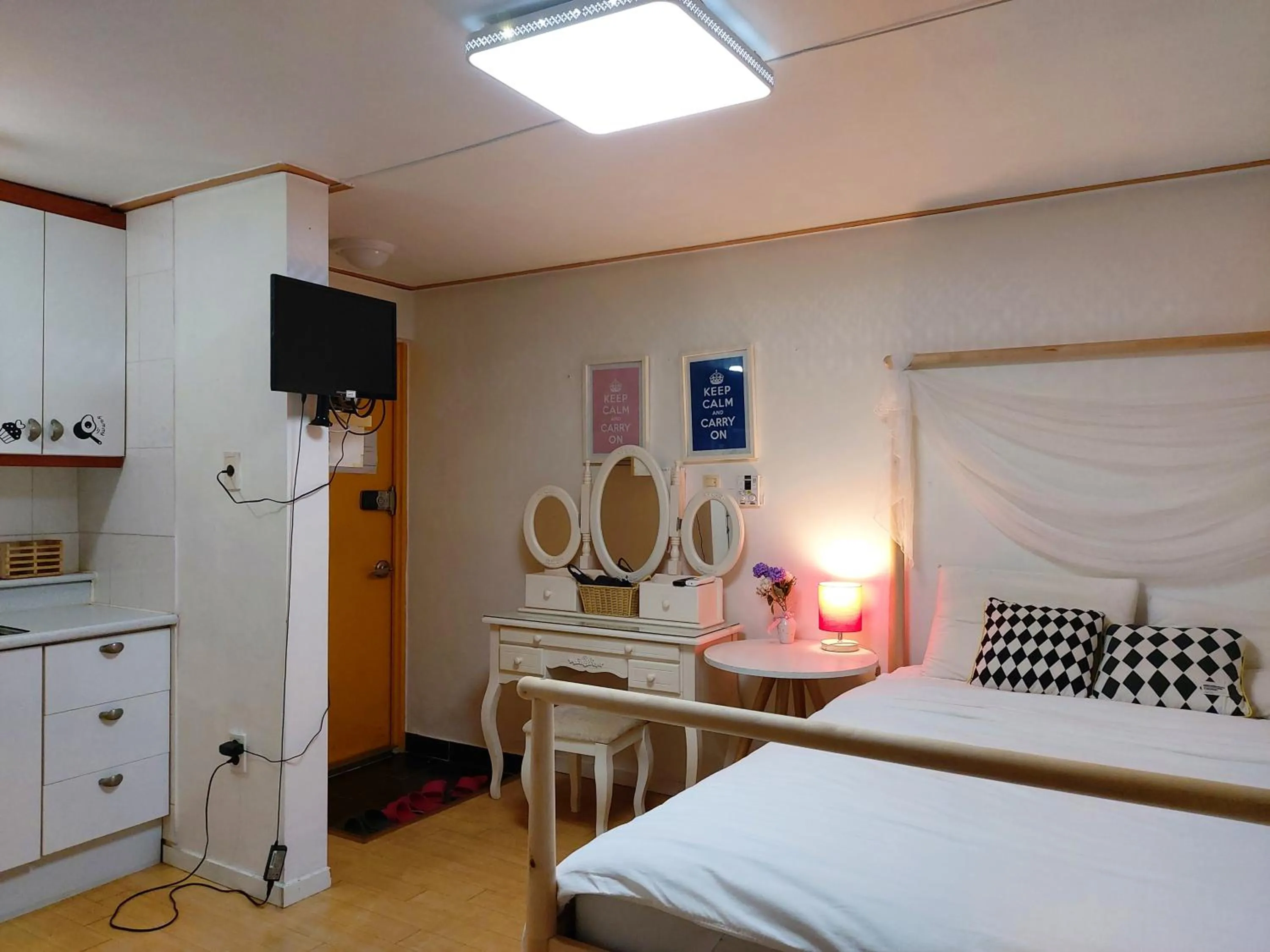 Bed in Han River Residence & Guesthouse